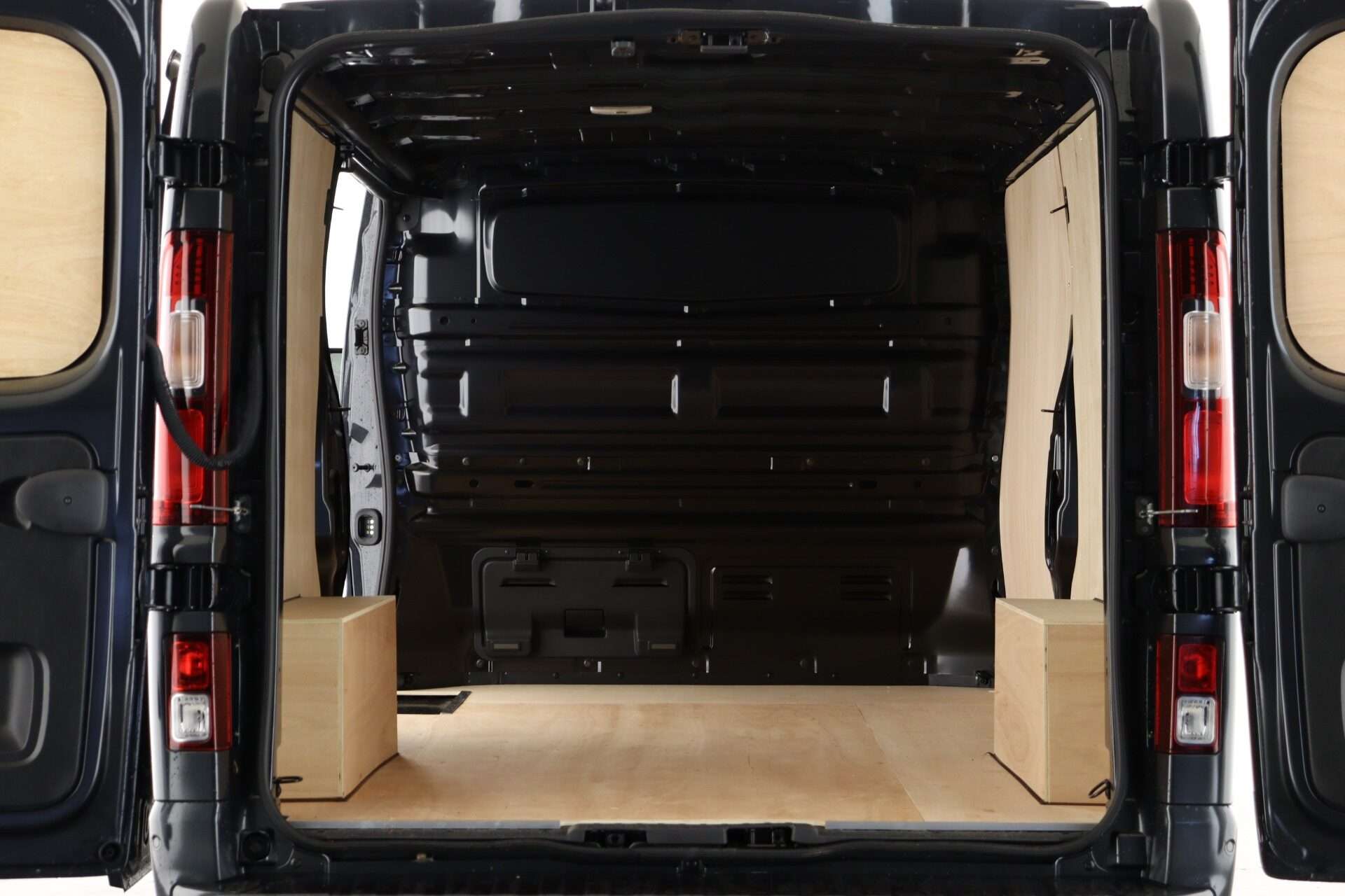 2025 RENAULT TRAFIC 2025 RENAULT TRAFIC