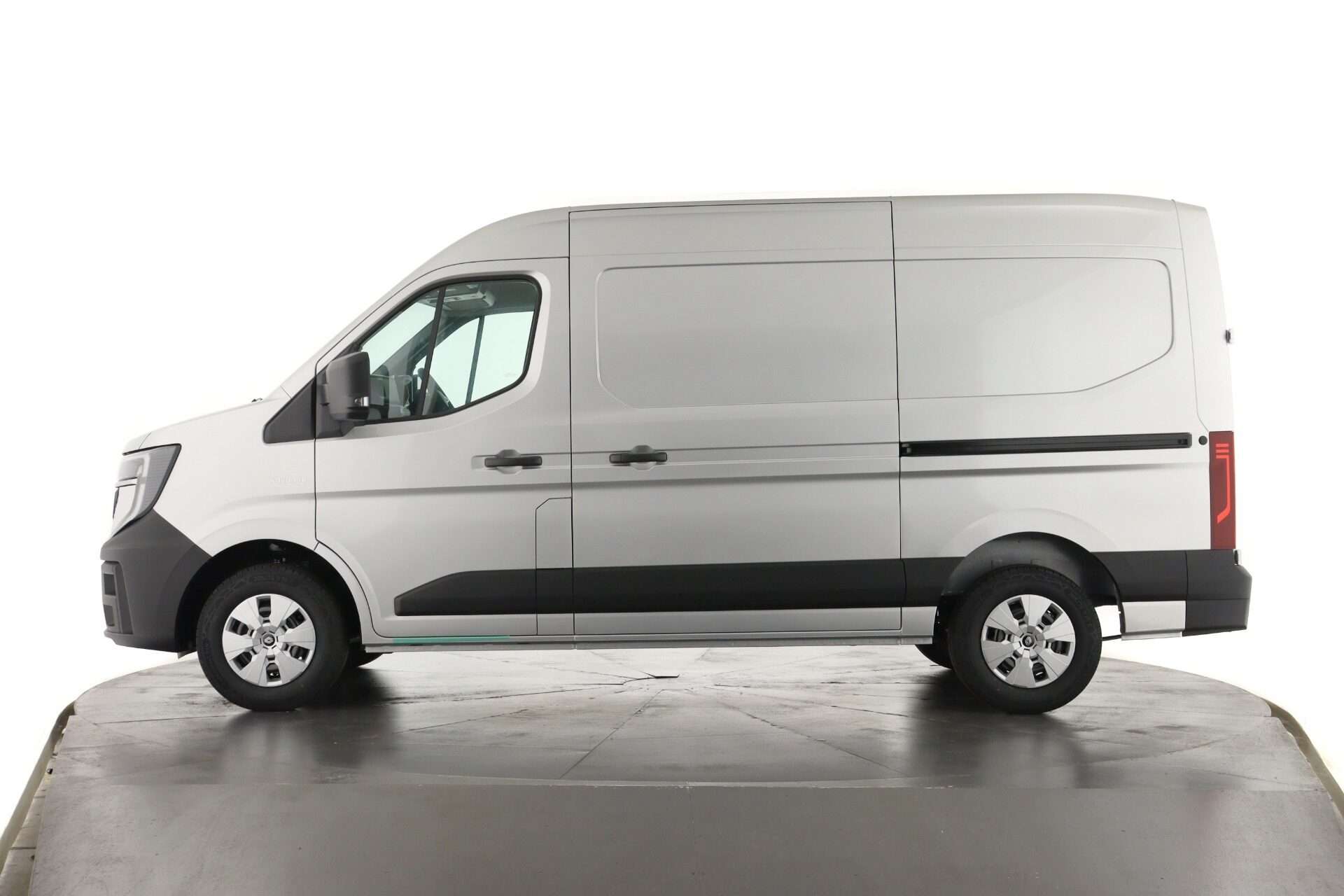 2025 RENAULT MASTER 2025 RENAULT MASTER