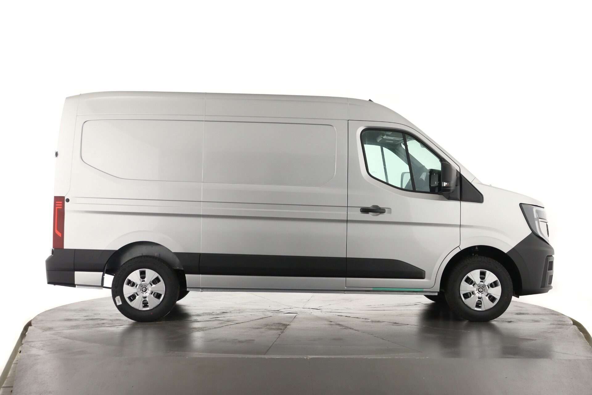 2025 RENAULT MASTER 2025 RENAULT MASTER
