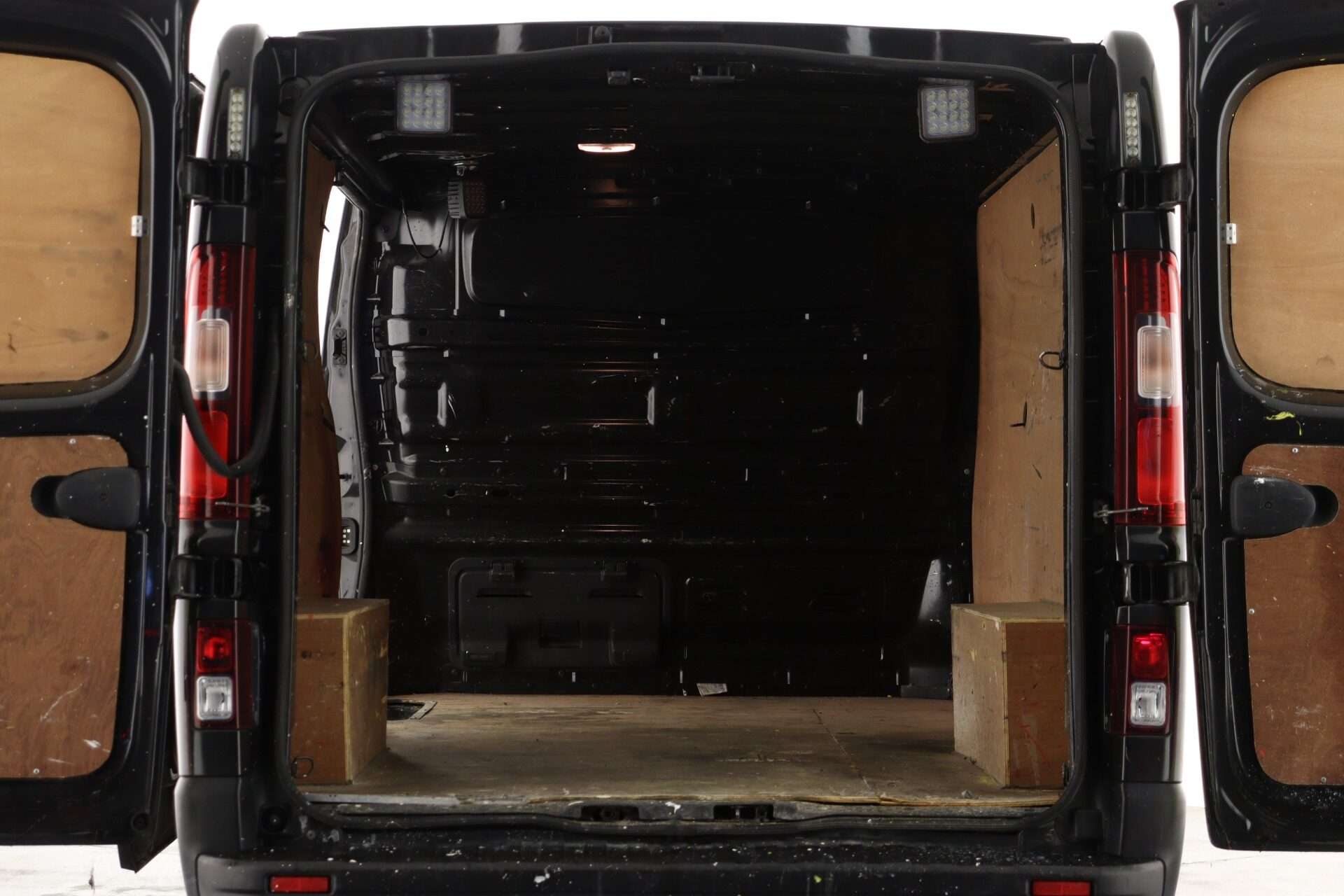 A 2019 RENAULT TRAFIC LL29 ENERGY dCi 125 Sport Nav Van A 2019 RENAULT TRAFIC LL29 ENERGY dCi 125 Sport Nav Van