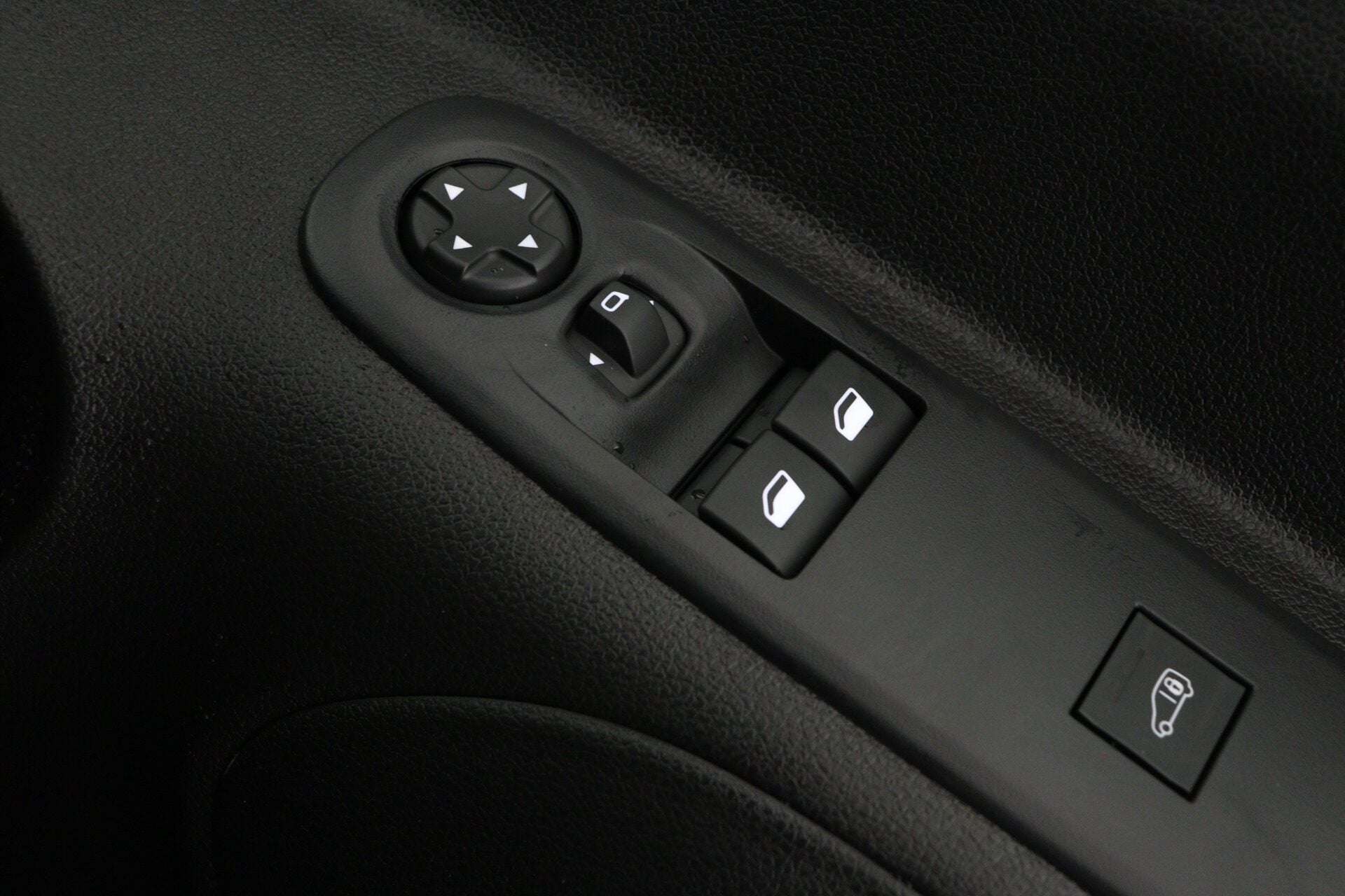 2025 PEUGEOT PARTNER 2025 PEUGEOT PARTNER