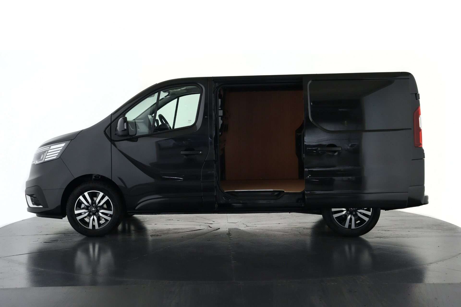 2025 RENAULT TRAFIC 2025 RENAULT TRAFIC