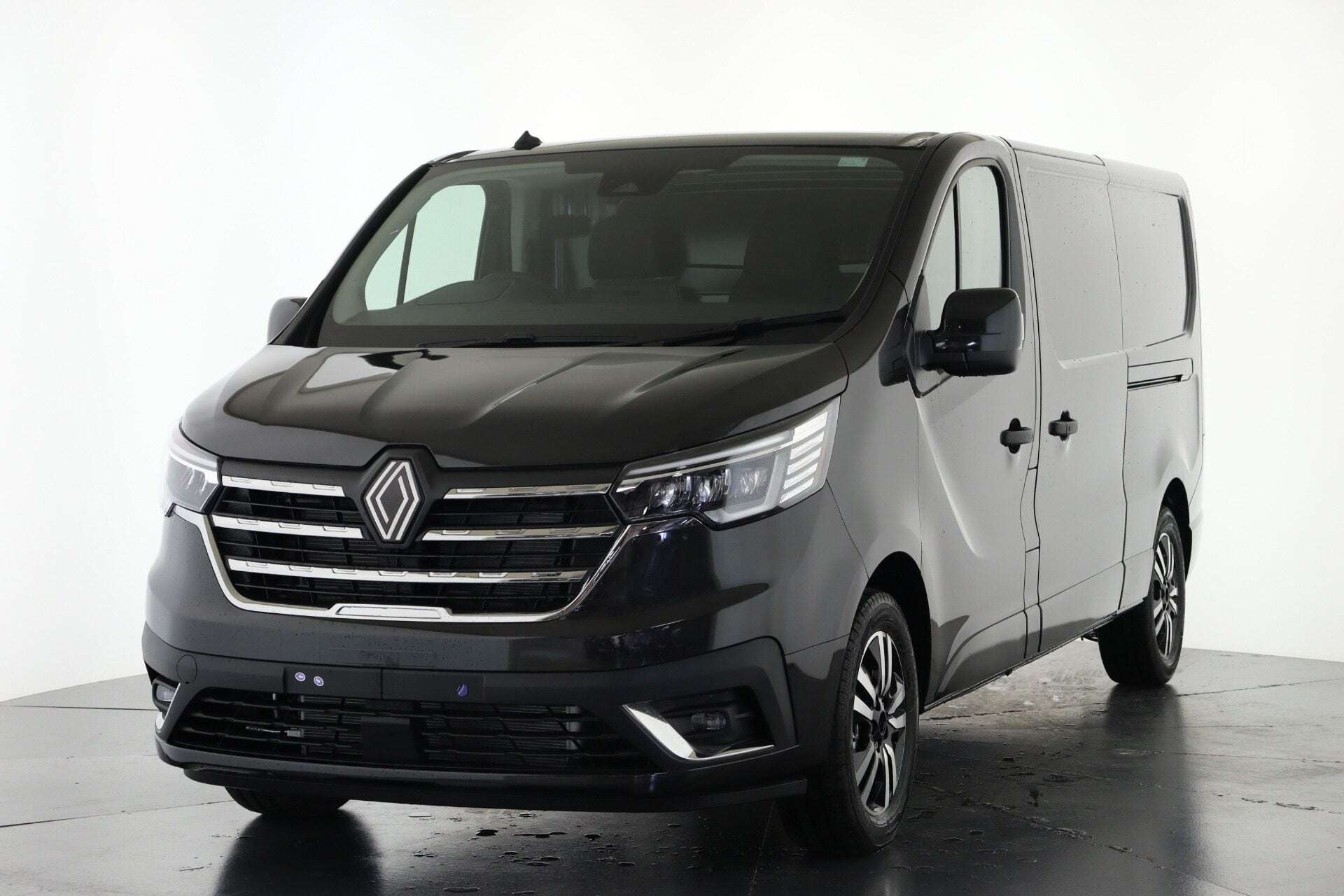 2025 RENAULT TRAFIC 2025 RENAULT TRAFIC