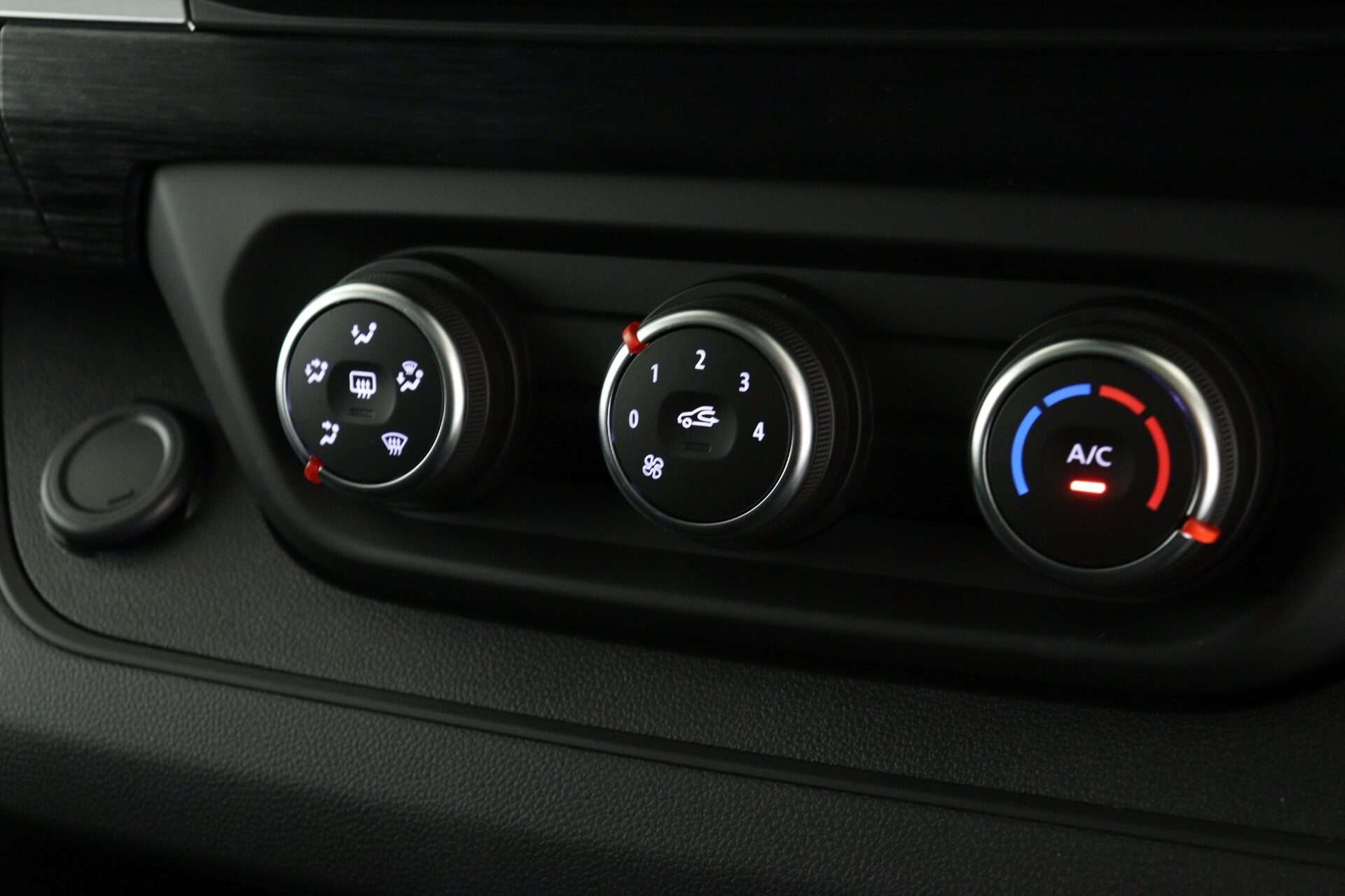 2025 RENAULT TRAFIC 2025 RENAULT TRAFIC