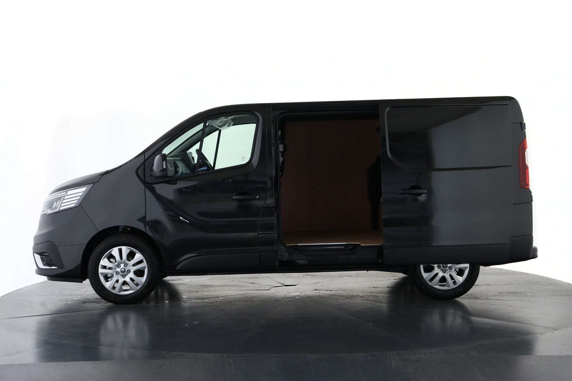 2025 RENAULT TRAFIC 2025 RENAULT TRAFIC