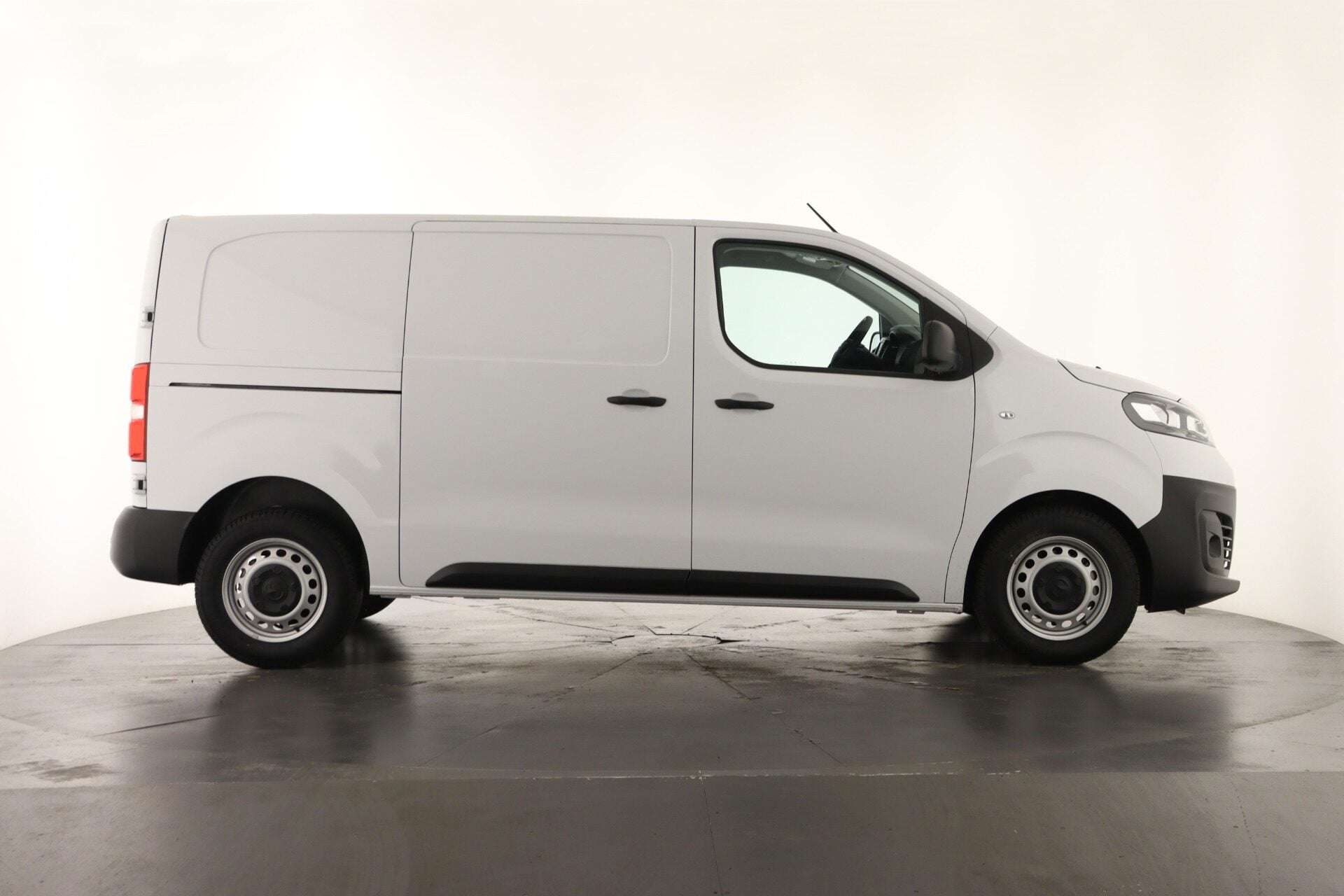 2023 VAUXHALL VIVARO 2023 VAUXHALL VIVARO