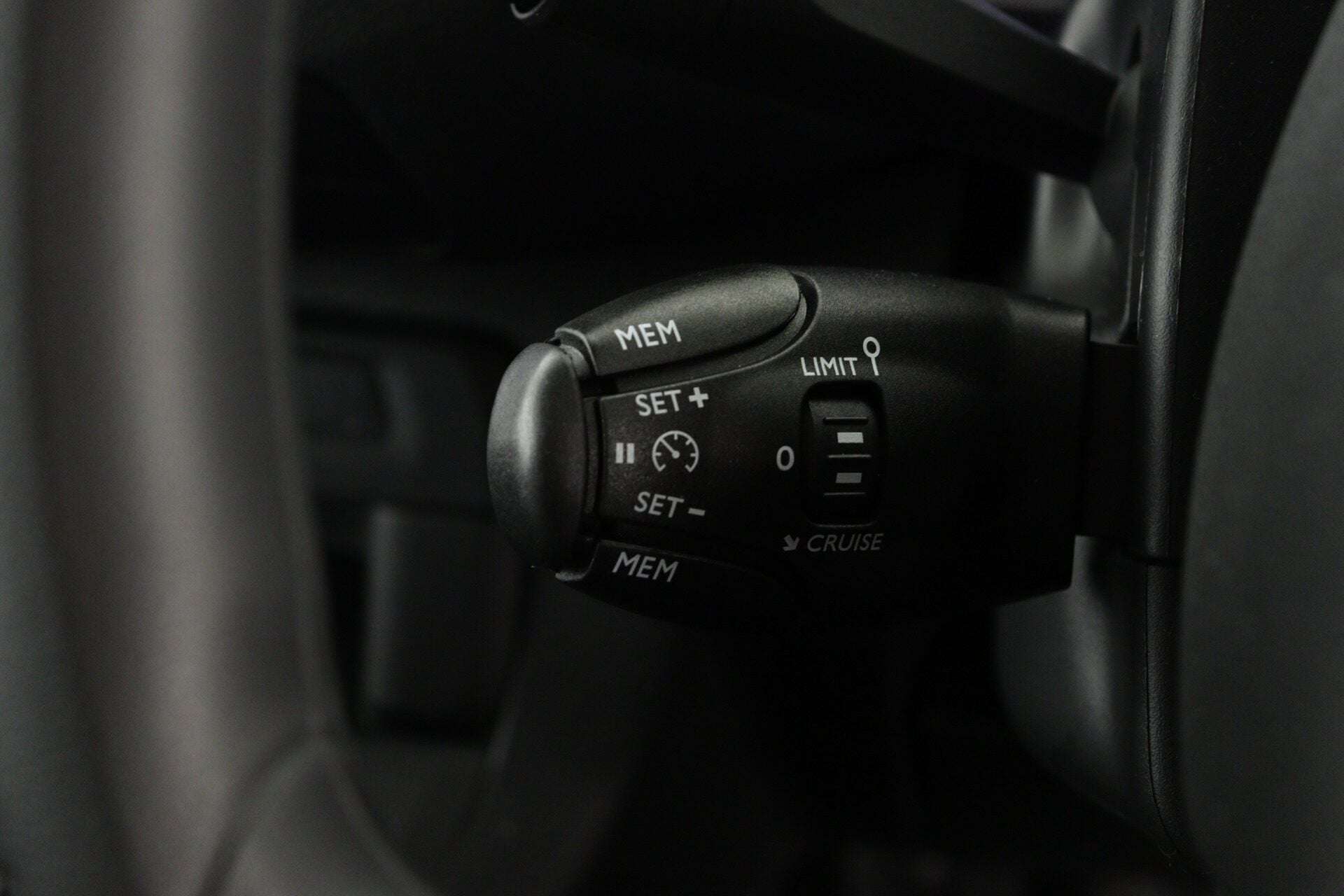 2023 VAUXHALL VIVARO 2023 VAUXHALL VIVARO