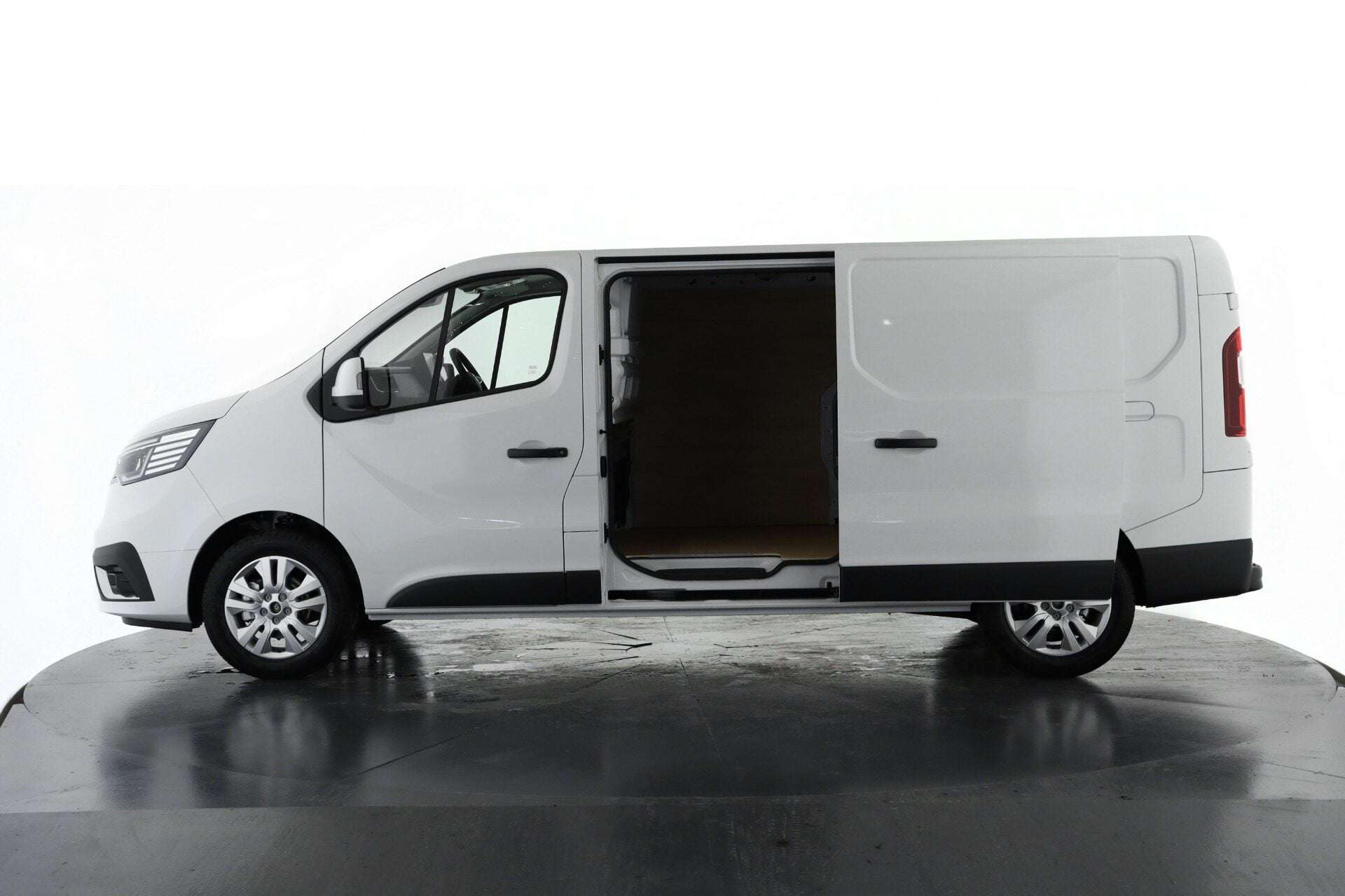 2025 RENAULT TRAFIC 2025 RENAULT TRAFIC