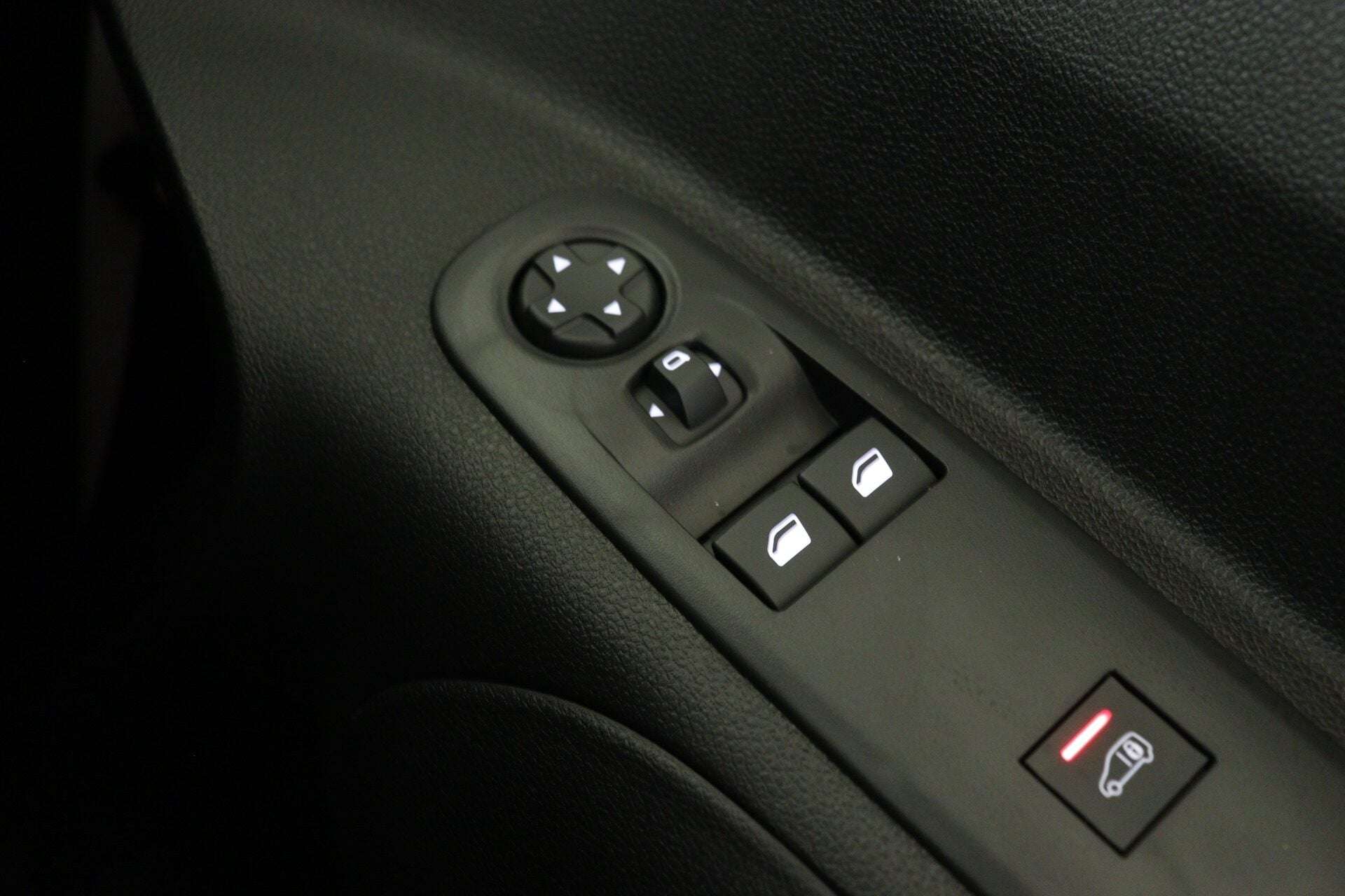 2025 PEUGEOT PARTNER 2025 PEUGEOT PARTNER