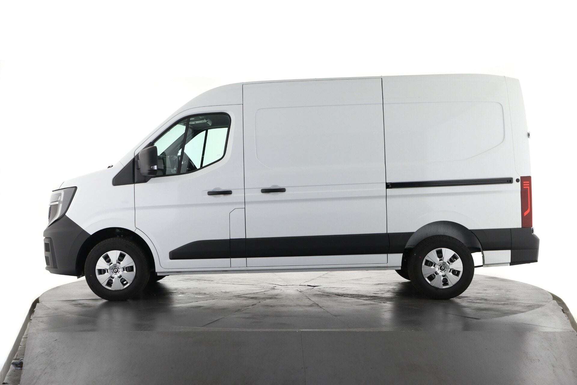 2025 RENAULT MASTER 2025 RENAULT MASTER