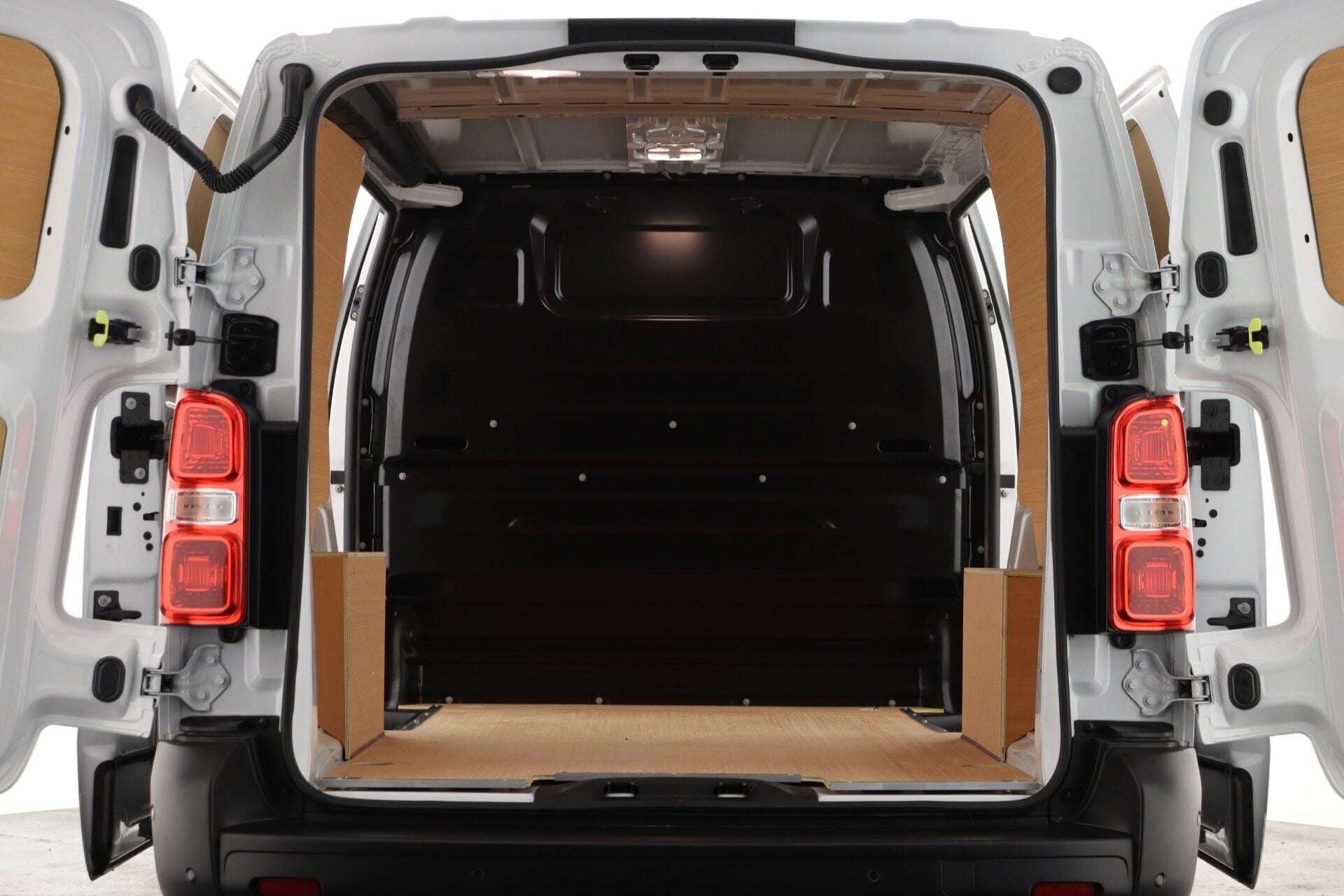 A 2024 VAUXHALL VIVARO XL 1.5 Turbo D 120 Prime H1 A 2024 VAUXHALL VIVARO XL 1.5 Turbo D 120 Prime H1