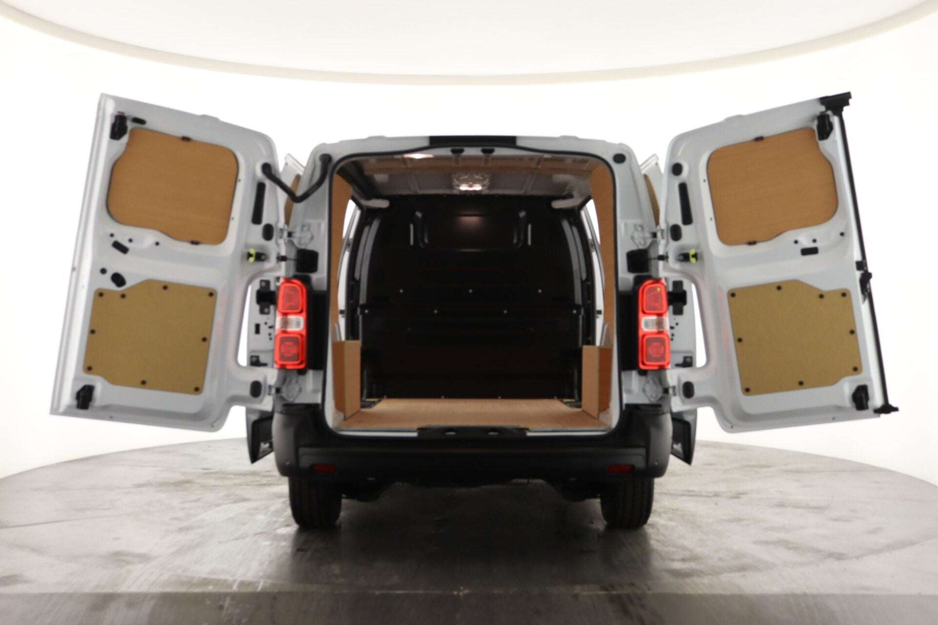 A 2024 VAUXHALL VIVARO XL 1.5 Turbo D 120 Prime H1 A 2024 VAUXHALL VIVARO XL 1.5 Turbo D 120 Prime H1