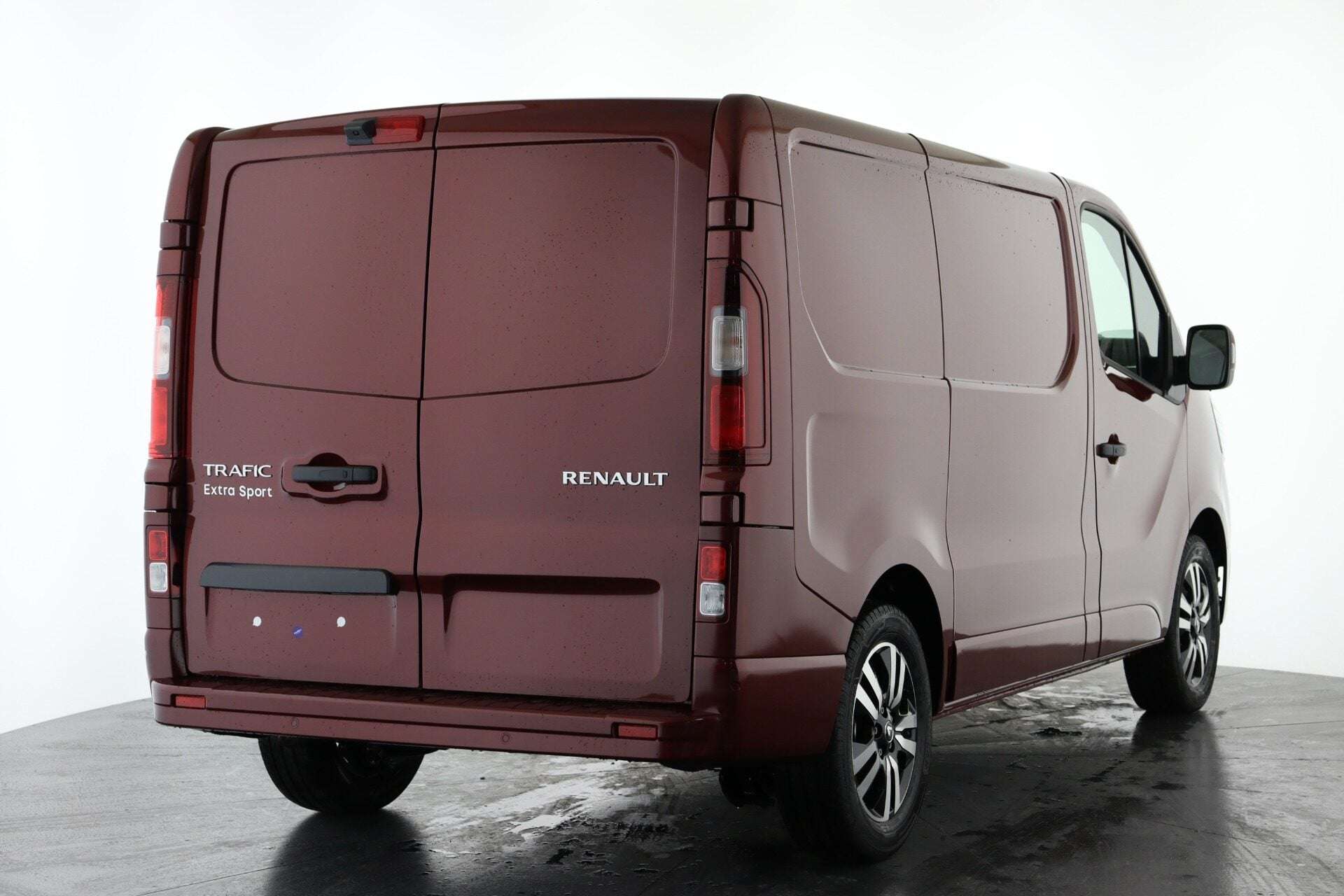 A 2025 RENAULT TRAFIC SL30 Blue dCi 170 Extra Sport EAG9 A 2025 RENAULT TRAFIC SL30 Blue dCi 170 Extra Sport EAG9