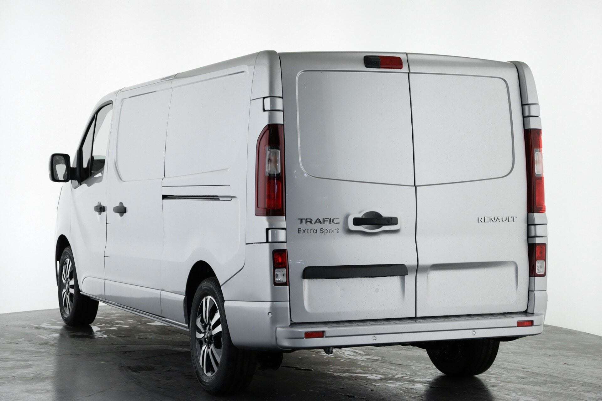 2025 RENAULT TRAFIC 2025 RENAULT TRAFIC