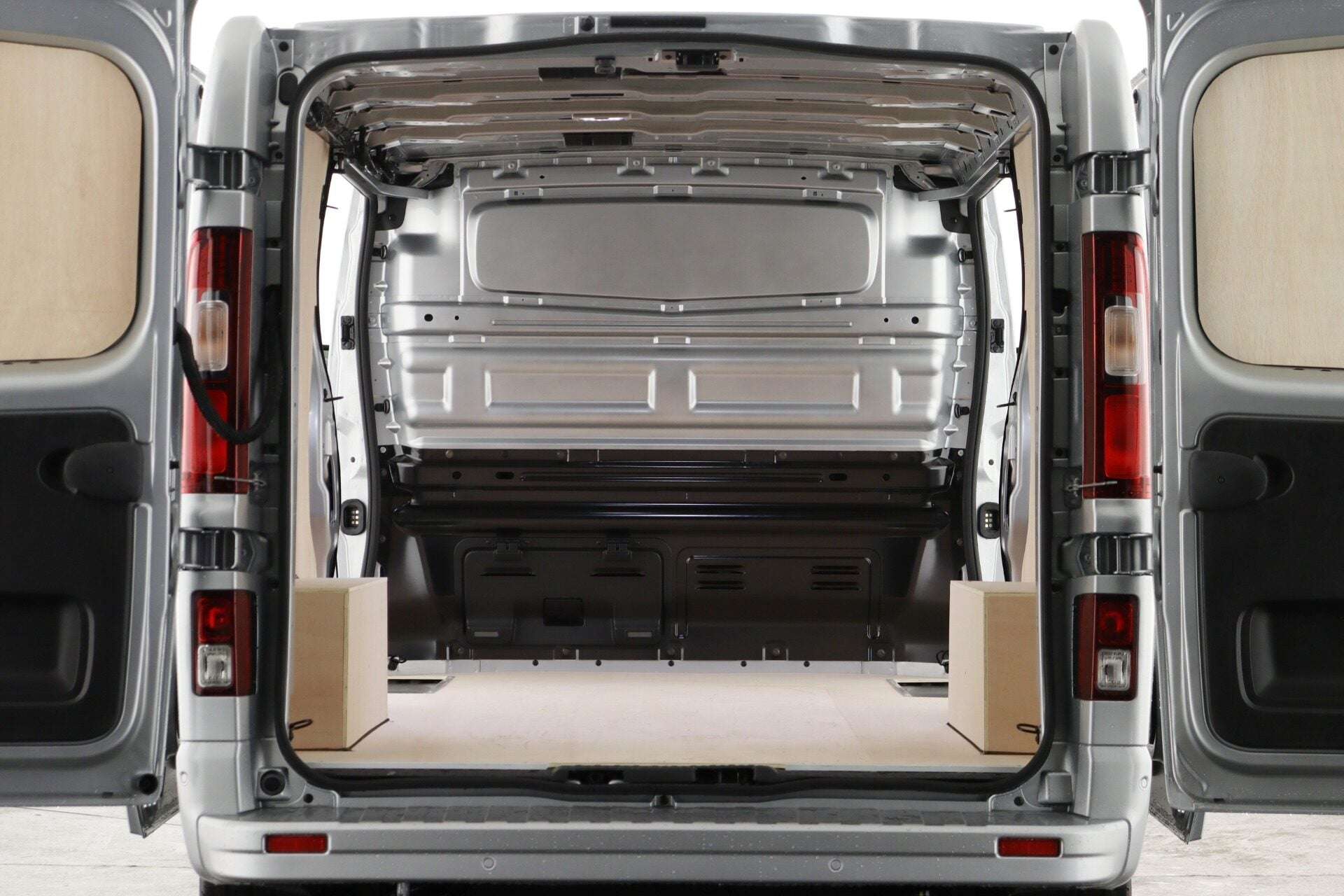 A 2025 RENAULT TRAFIC LL30 Blue dCi 170 Extra Sport EAG9 Twin SLD A 2025 RENAULT TRAFIC LL30 Blue dCi 170 Extra Sport EAG9 Twin SLD