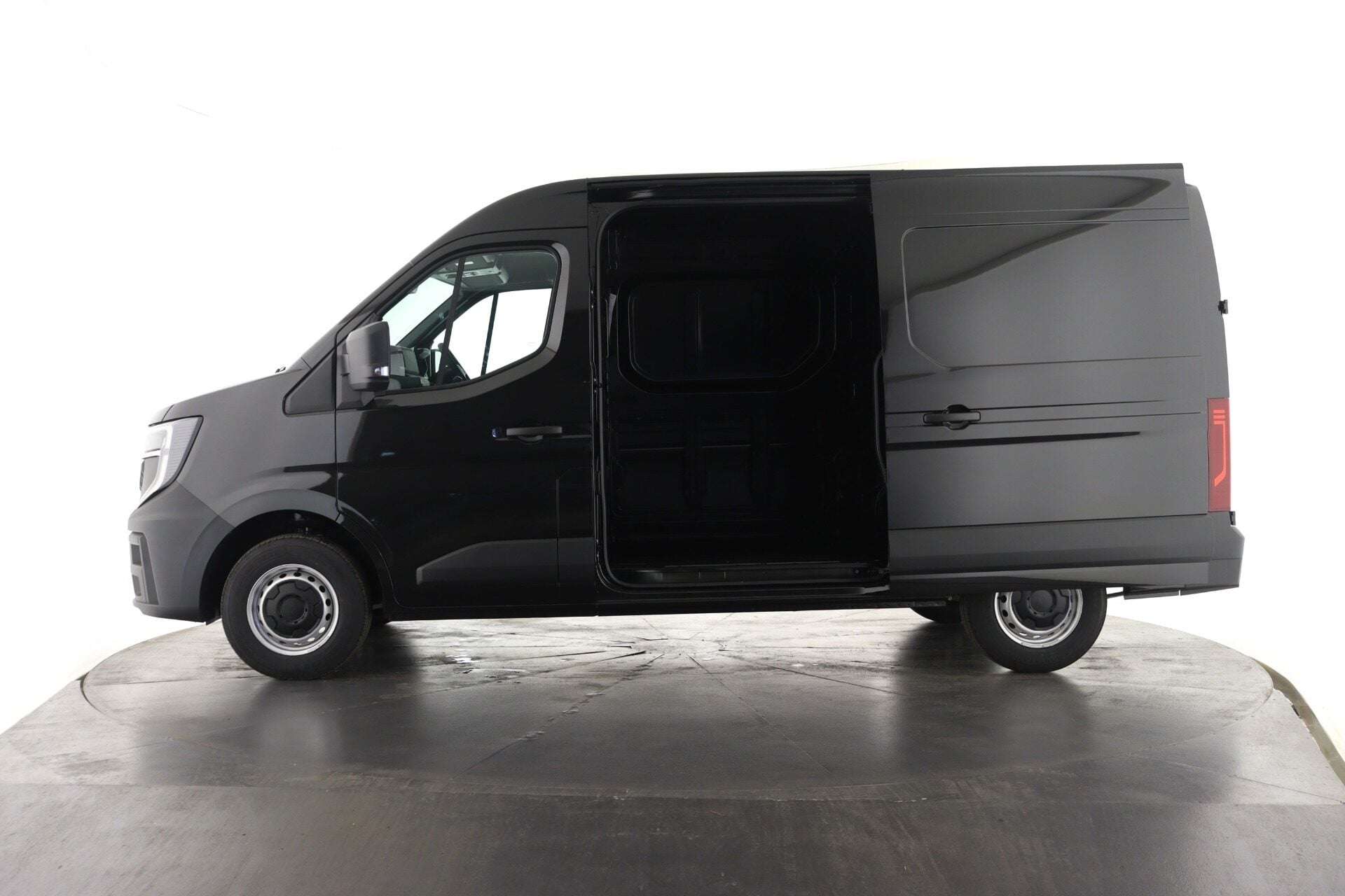 2025 RENAULT MASTER 2025 RENAULT MASTER