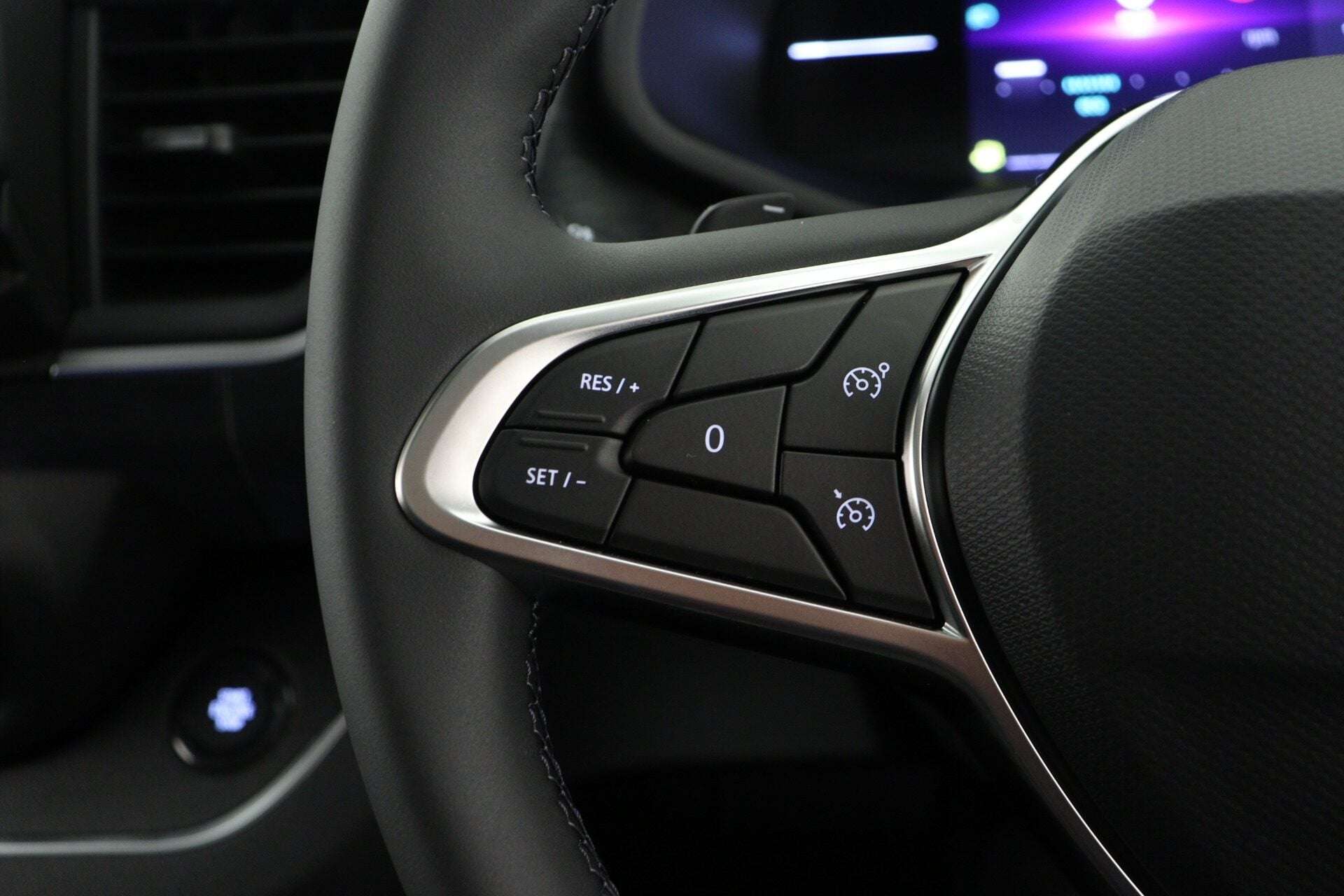 2025 RENAULT TRAFIC 2025 RENAULT TRAFIC