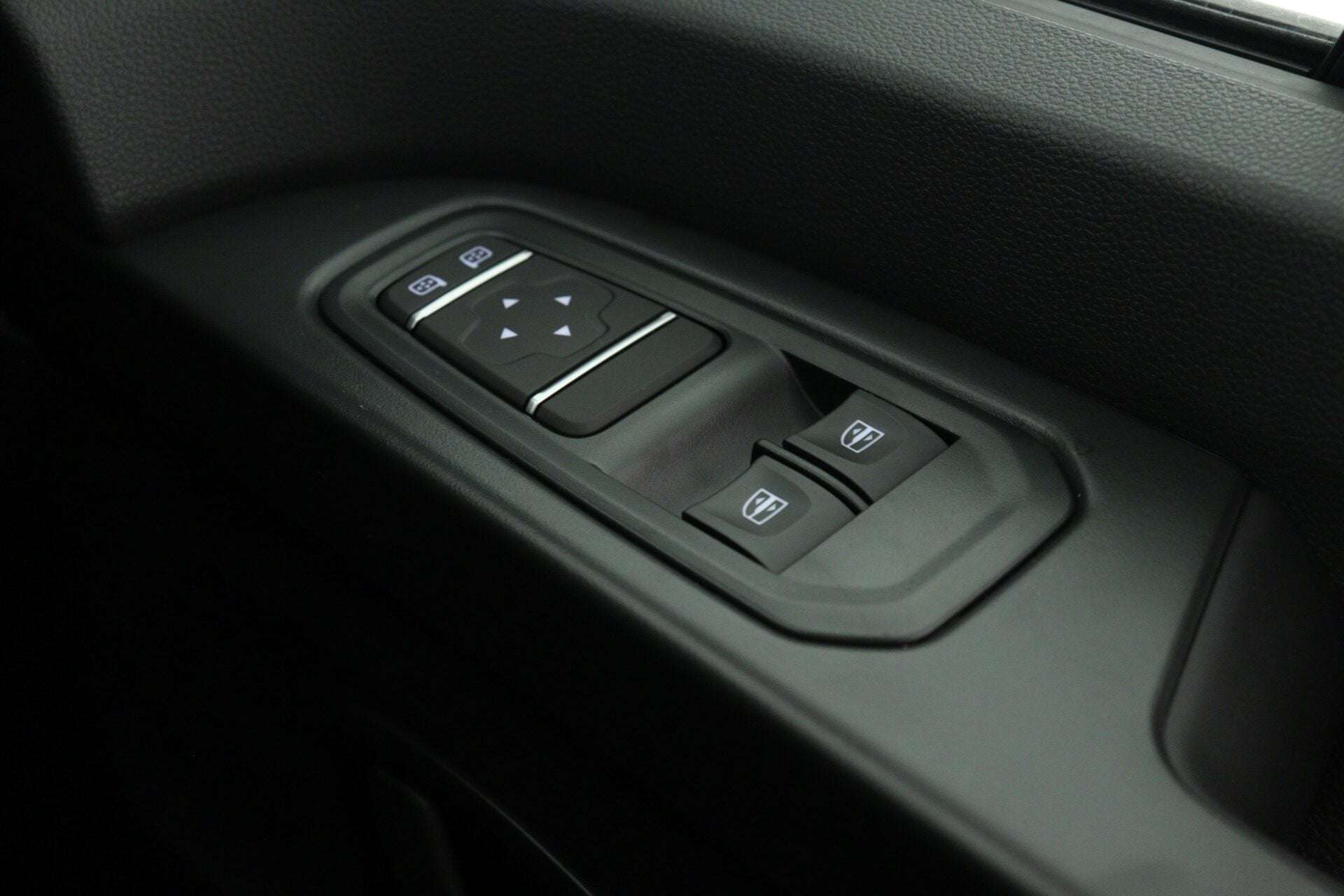 2025 NISSAN PRIMASTAR 2025 NISSAN PRIMASTAR