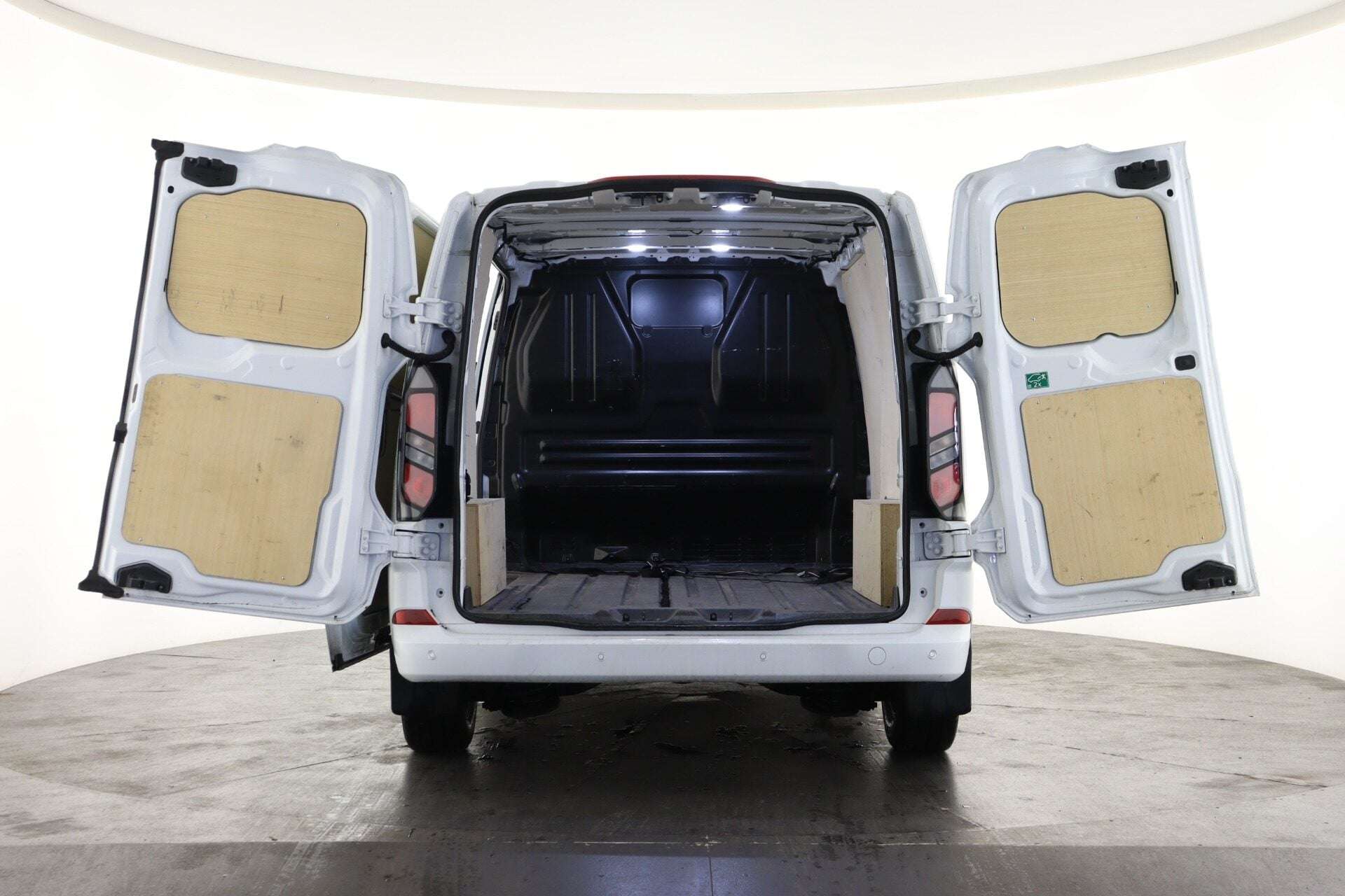 A 2025 FORD TRANSIT CUSTOM Ford Transit L1H1 Custom 280 limitd 136PS A 2025 FORD TRANSIT CUSTOM Ford Transit L1H1 Custom 280 limitd 136PS