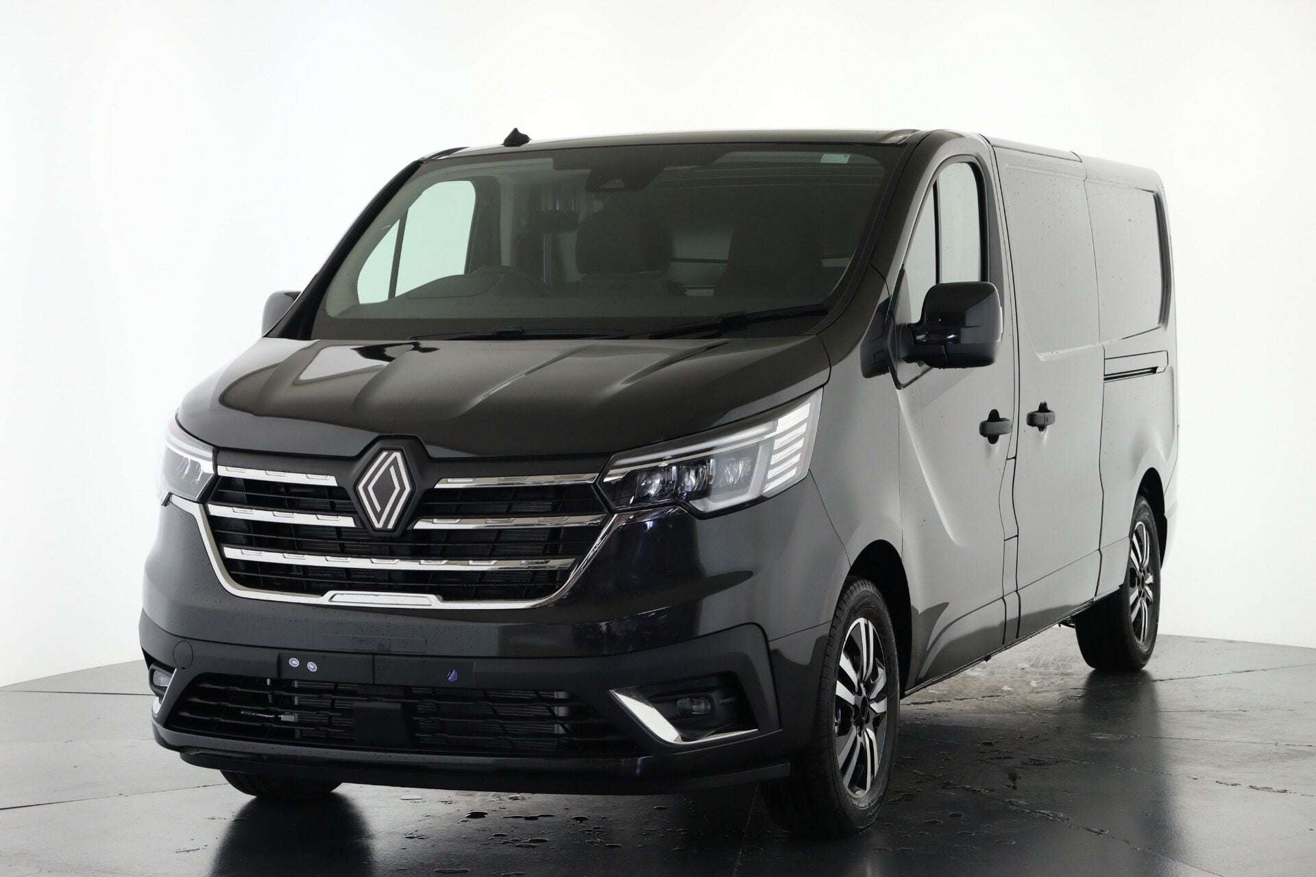 2025 RENAULT TRAFIC 2025 RENAULT TRAFIC