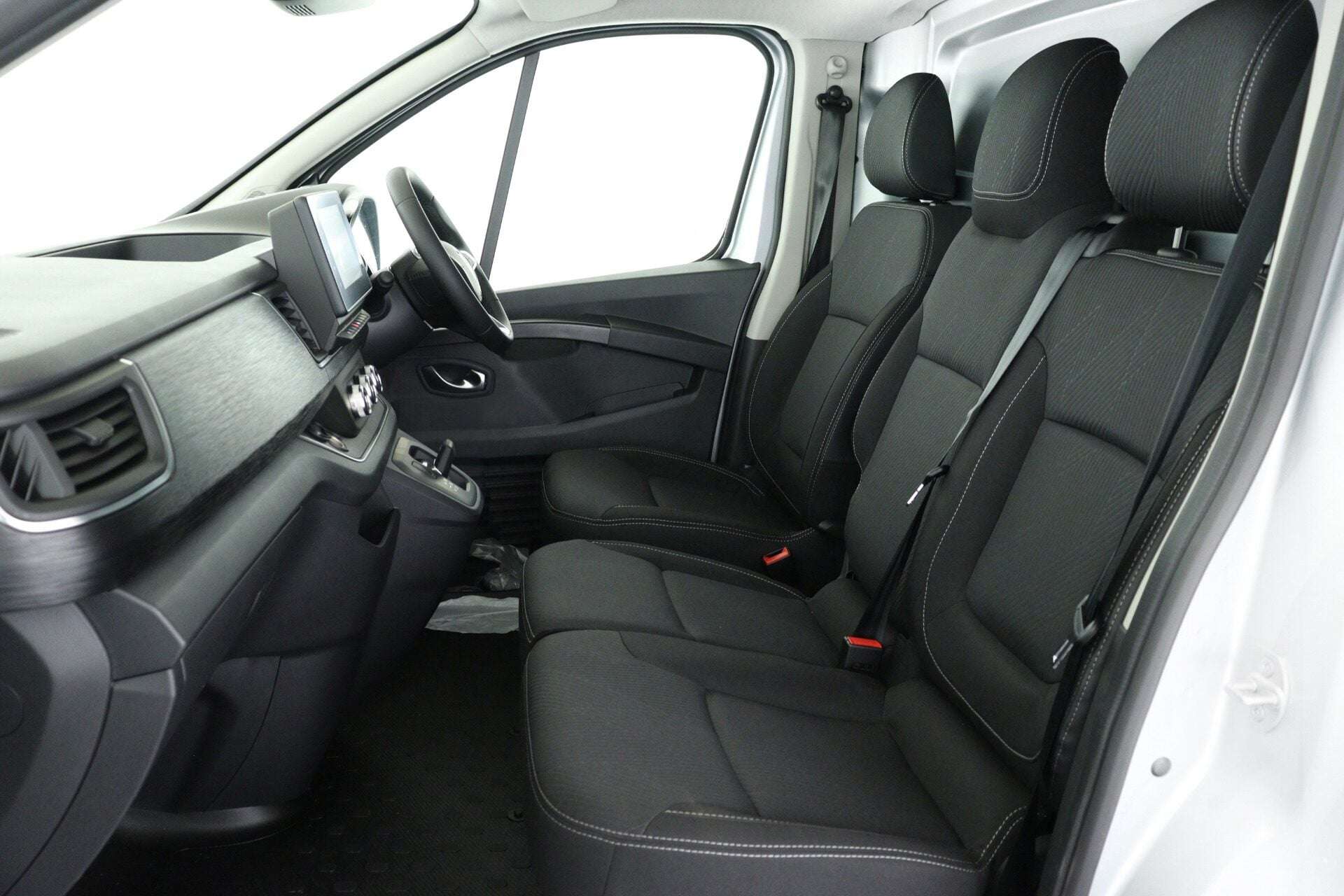 2025 RENAULT TRAFIC 2025 RENAULT TRAFIC