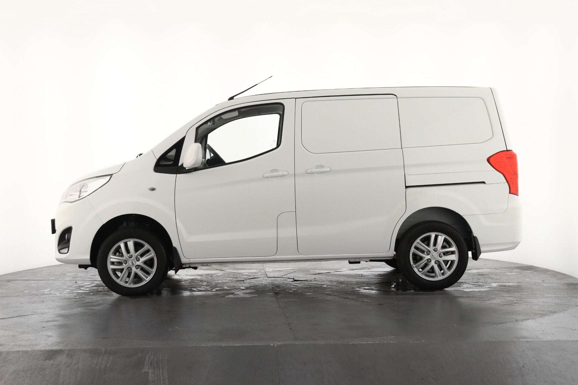 2024 BYD ETP3 2024 BYD ETP3