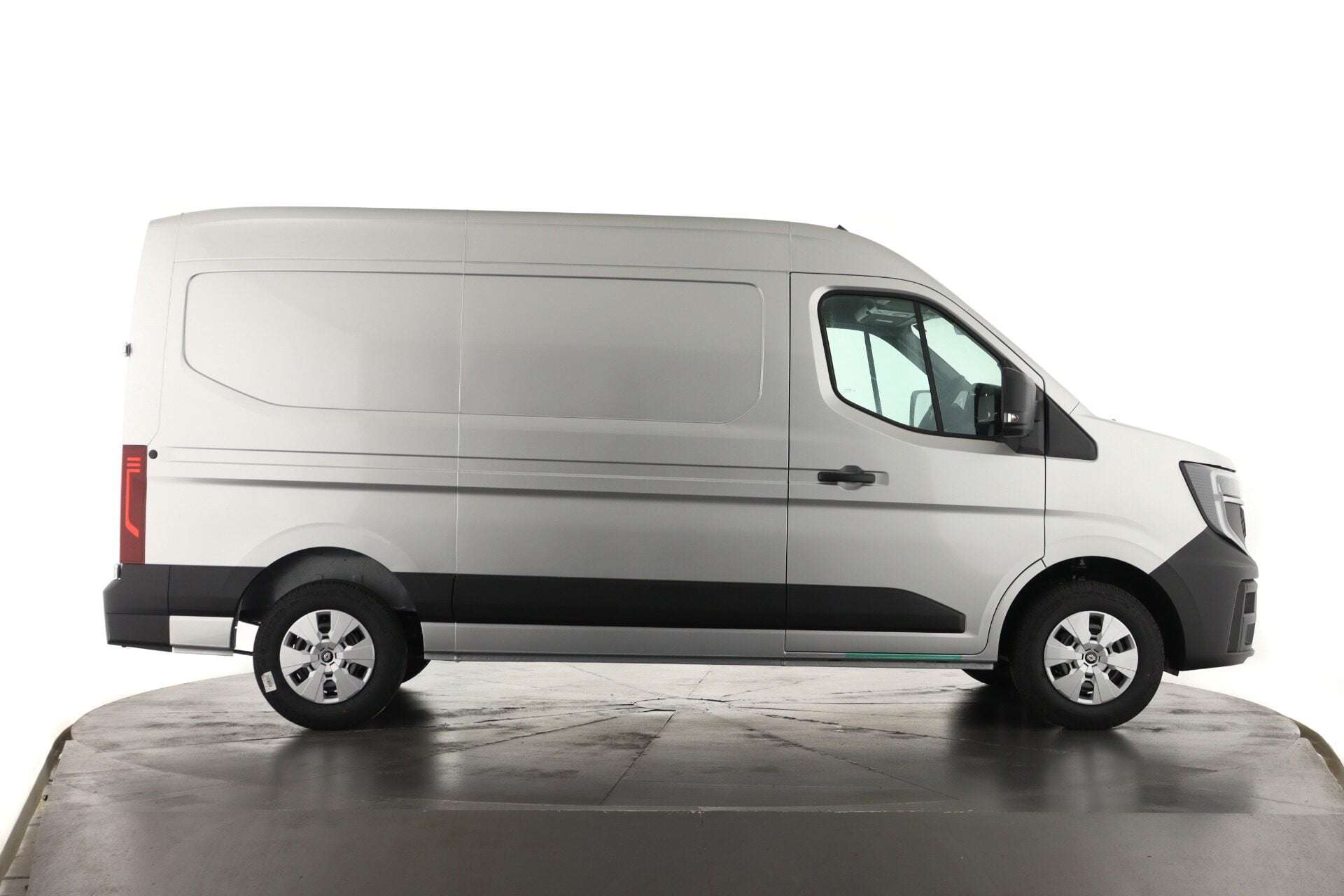2025 RENAULT MASTER 2025 RENAULT MASTER