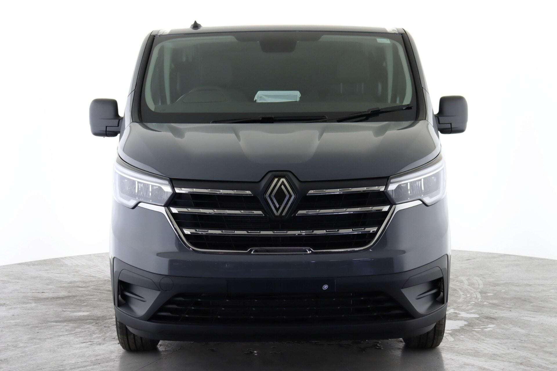 2025 RENAULT TRAFIC 2025 RENAULT TRAFIC