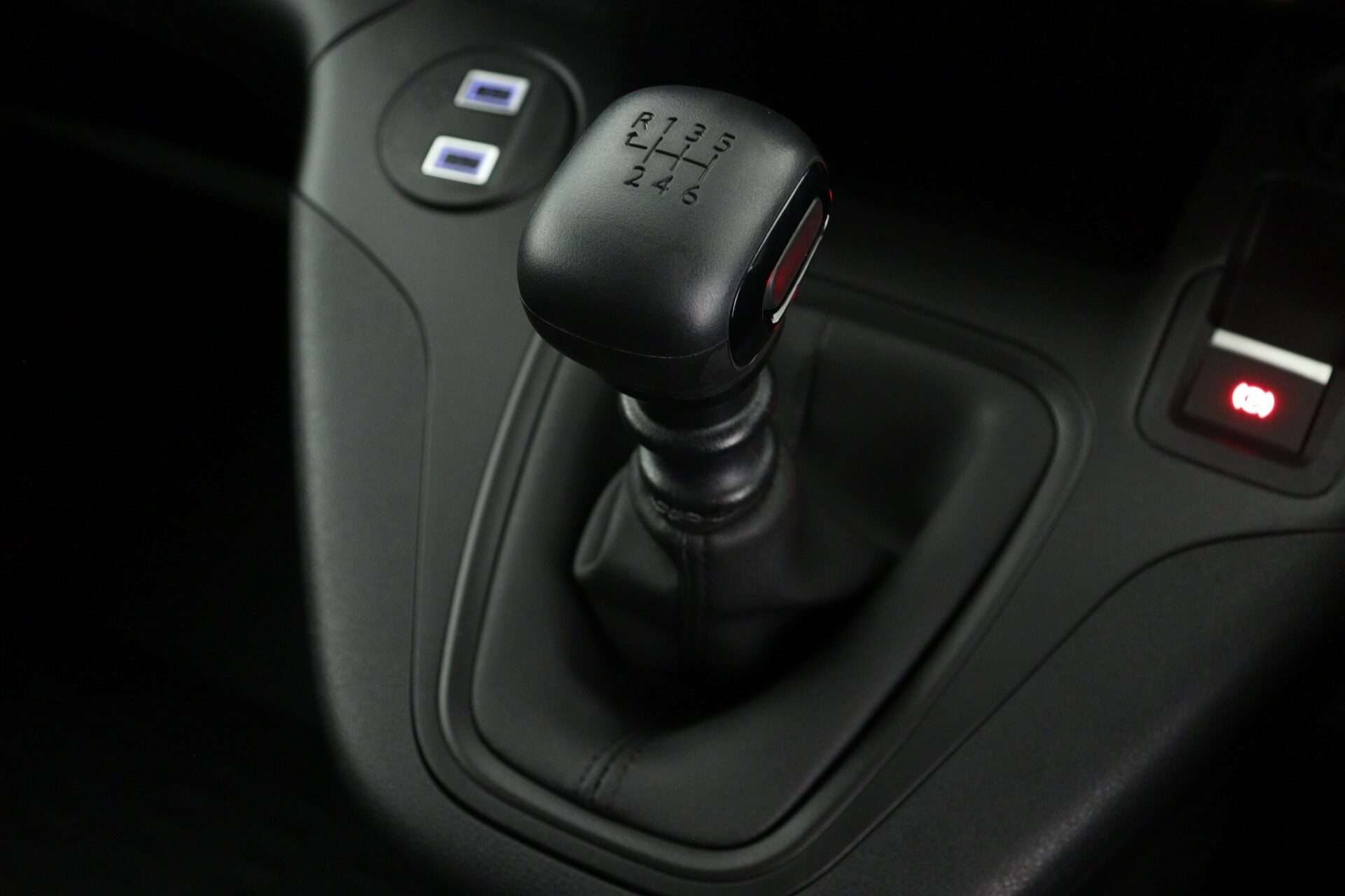 2025 PEUGEOT PARTNER 2025 PEUGEOT PARTNER