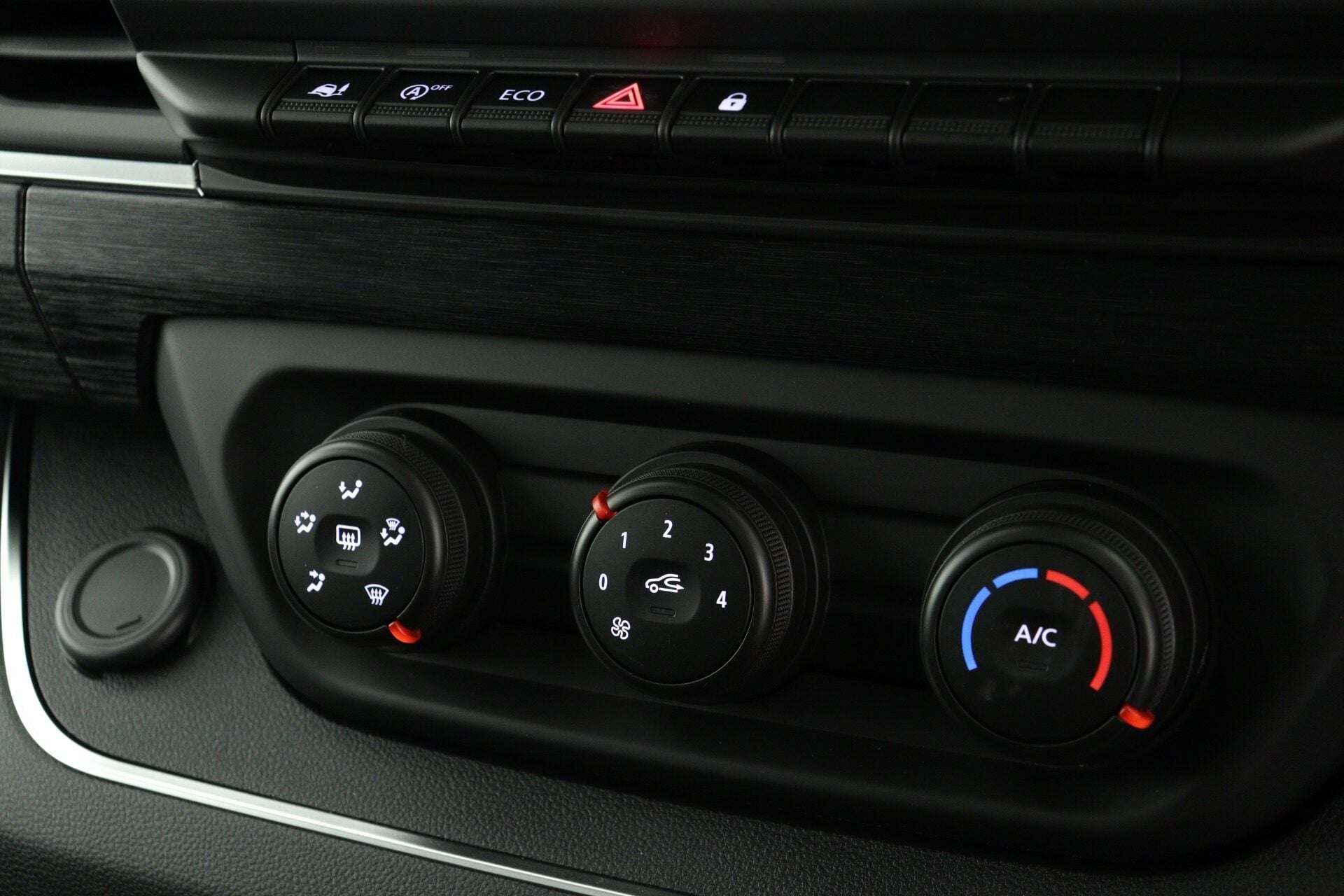 2025 RENAULT TRAFIC 2025 RENAULT TRAFIC