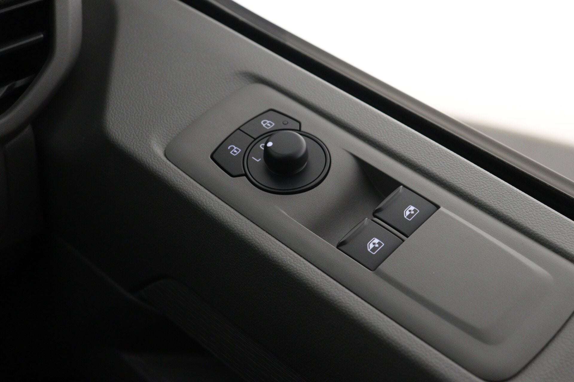 2025 VOLKSWAGEN TRANSPORTER 2025 VOLKSWAGEN TRANSPORTER