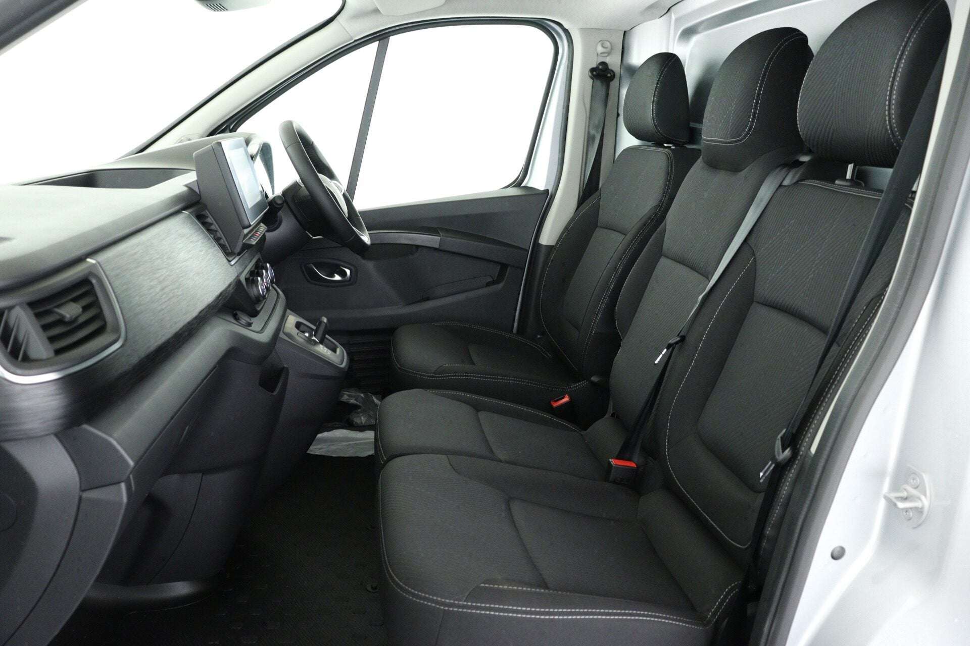 2026 RENAULT TRAFIC 2026 RENAULT TRAFIC