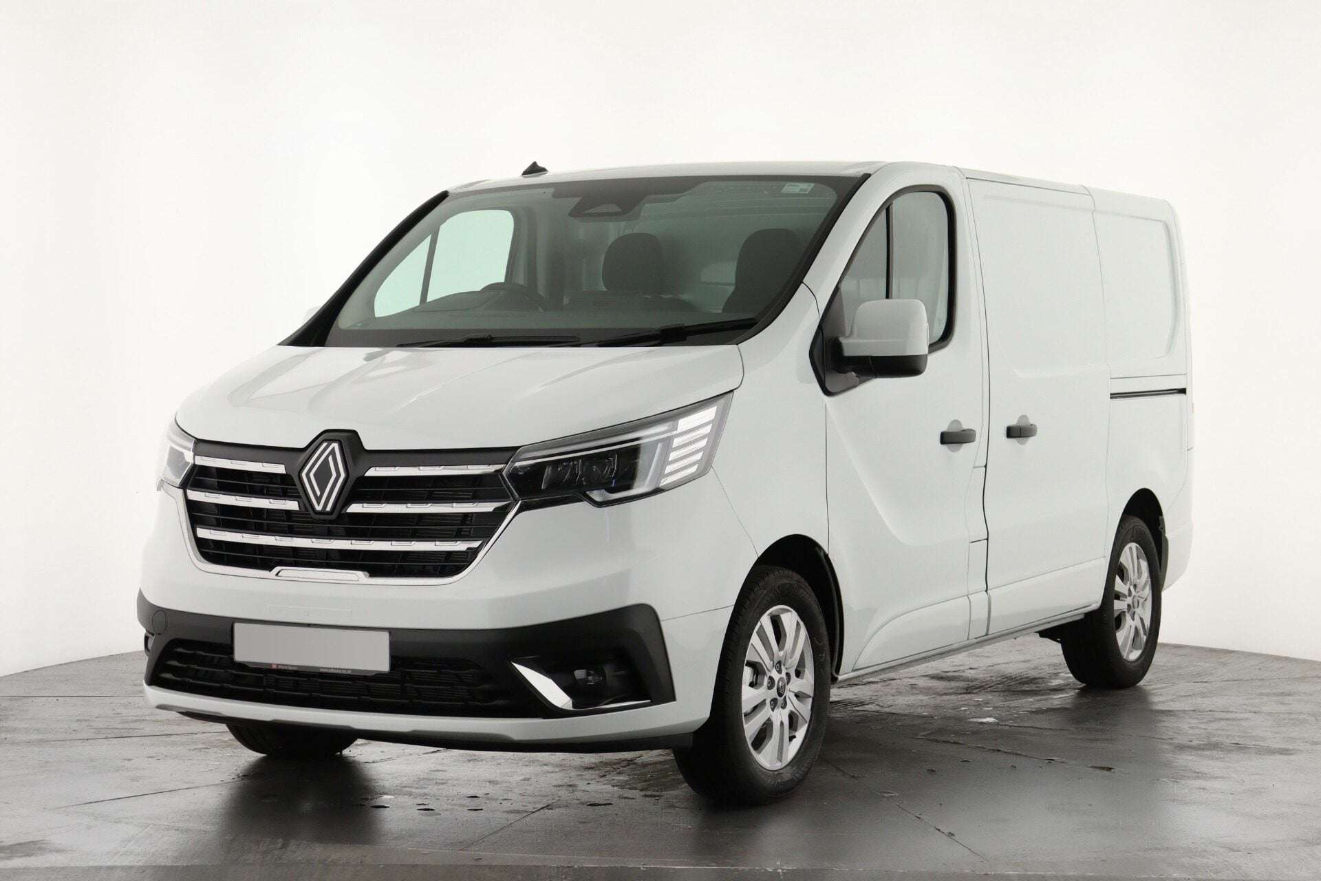 2026 RENAULT TRAFIC 2026 RENAULT TRAFIC