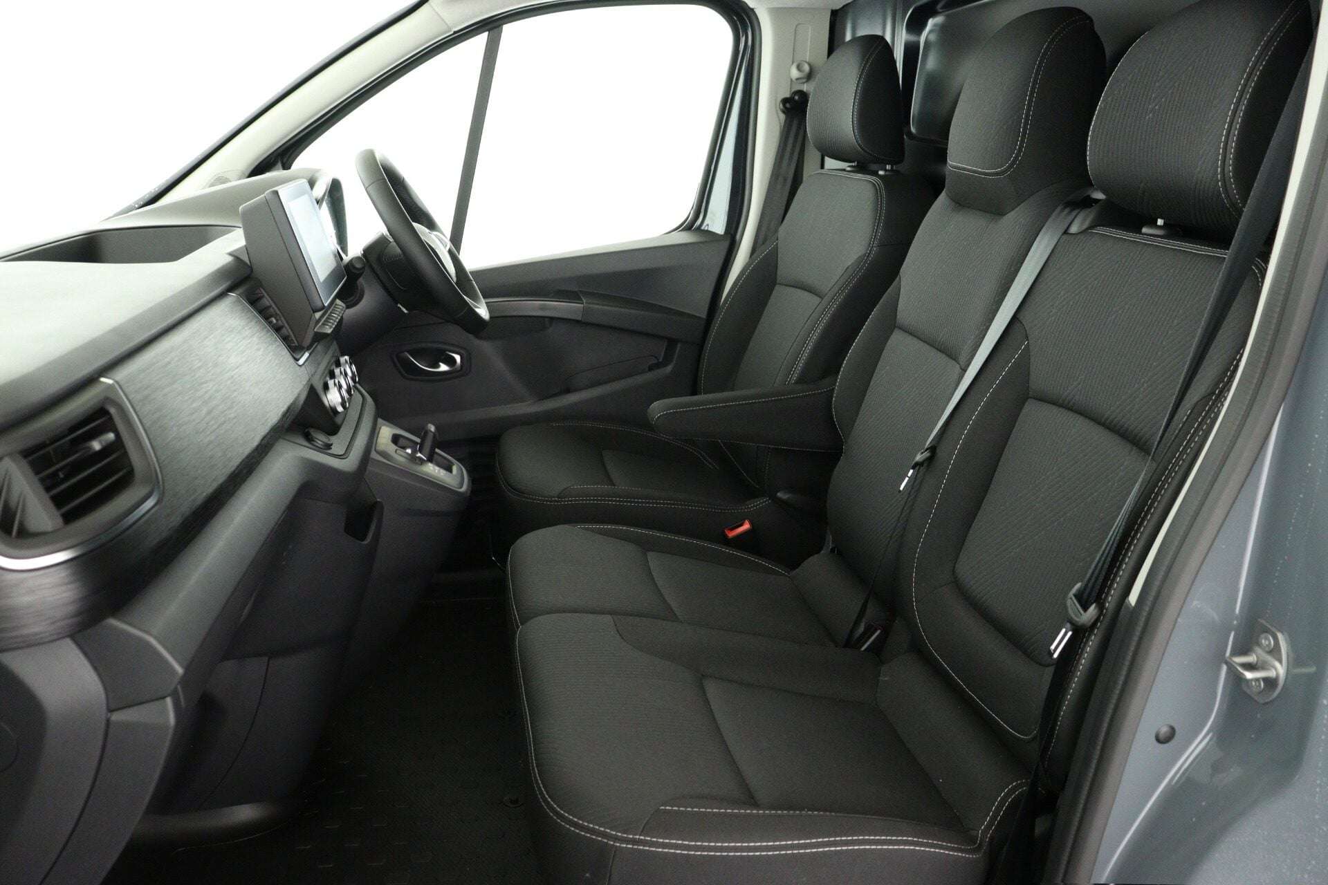 2025 RENAULT TRAFIC 2025 RENAULT TRAFIC