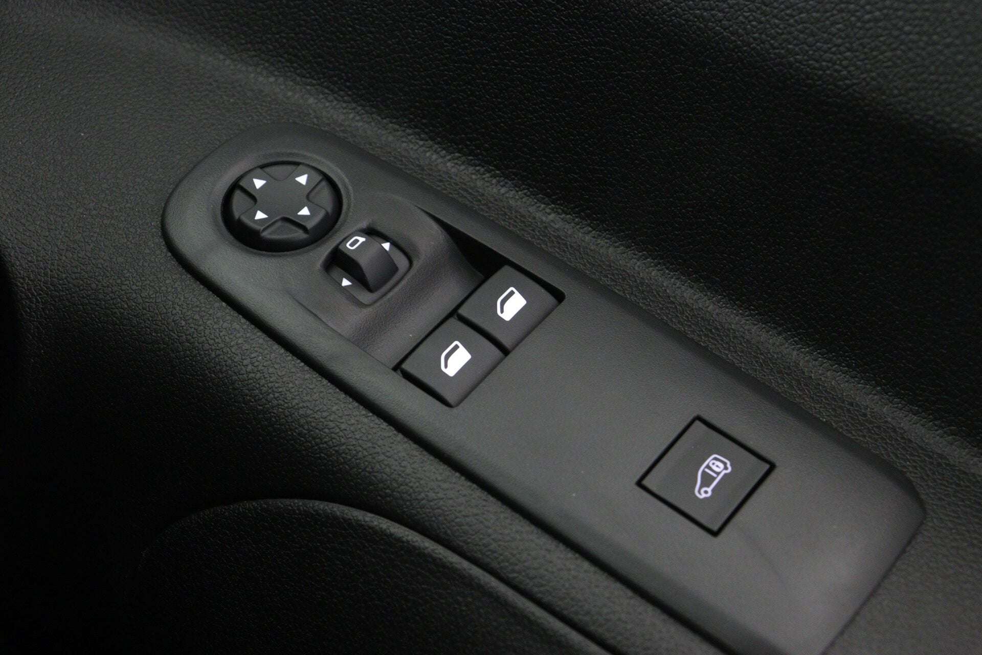 2025 PEUGEOT PARTNER 2025 PEUGEOT PARTNER