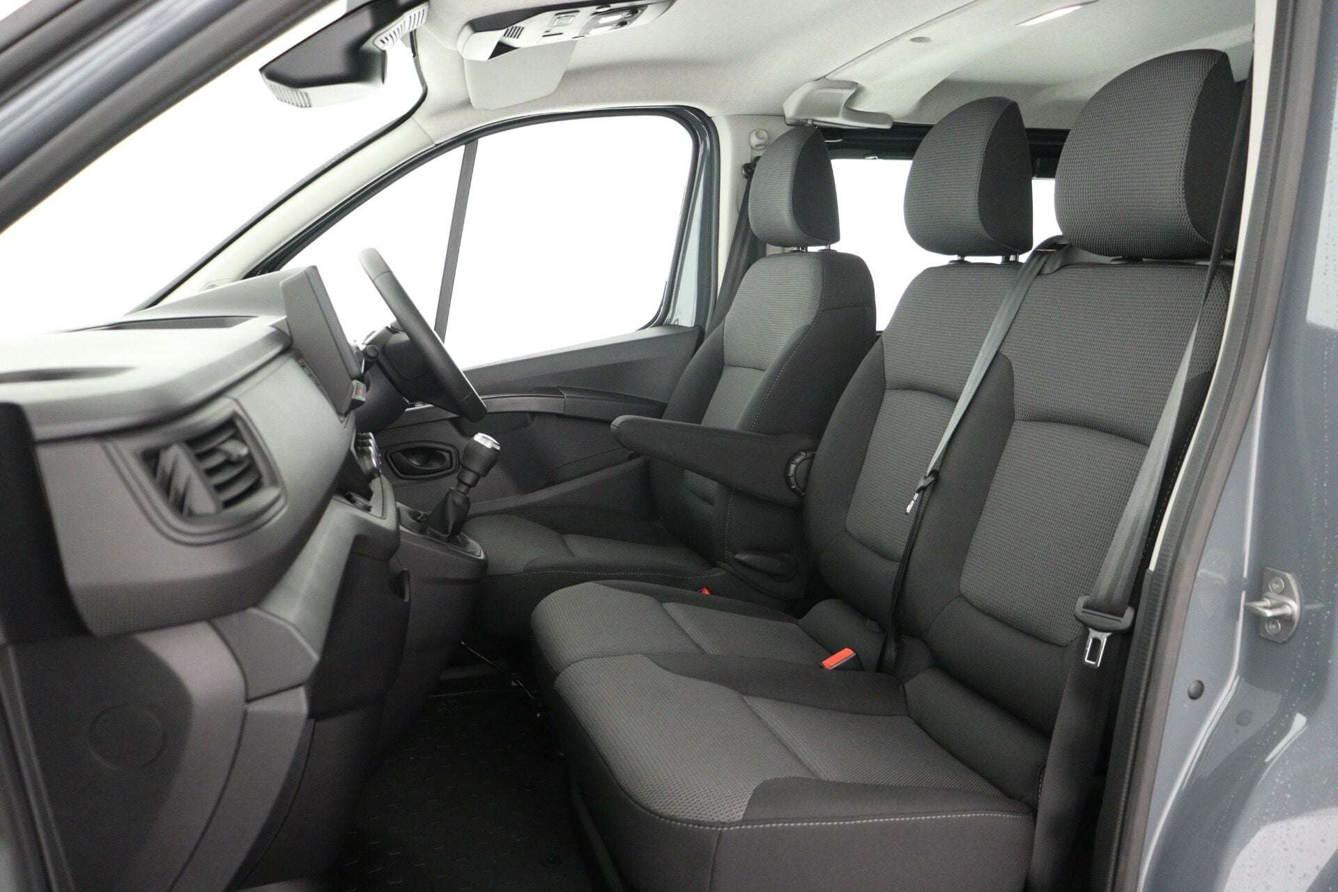 2026 RENAULT TRAFIC 2026 RENAULT TRAFIC