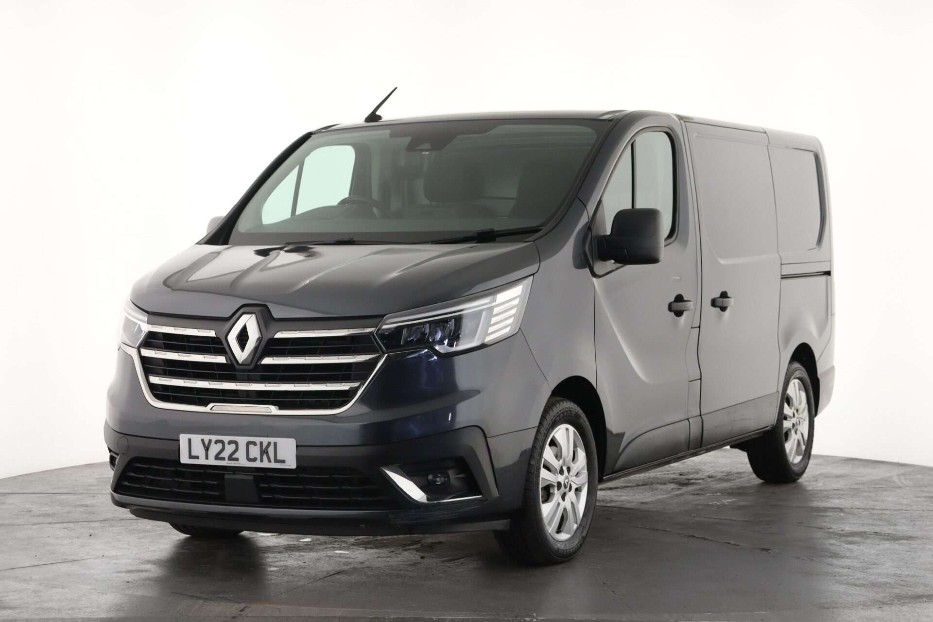 2022 RENAULT TRAFIC 2022 RENAULT TRAFIC