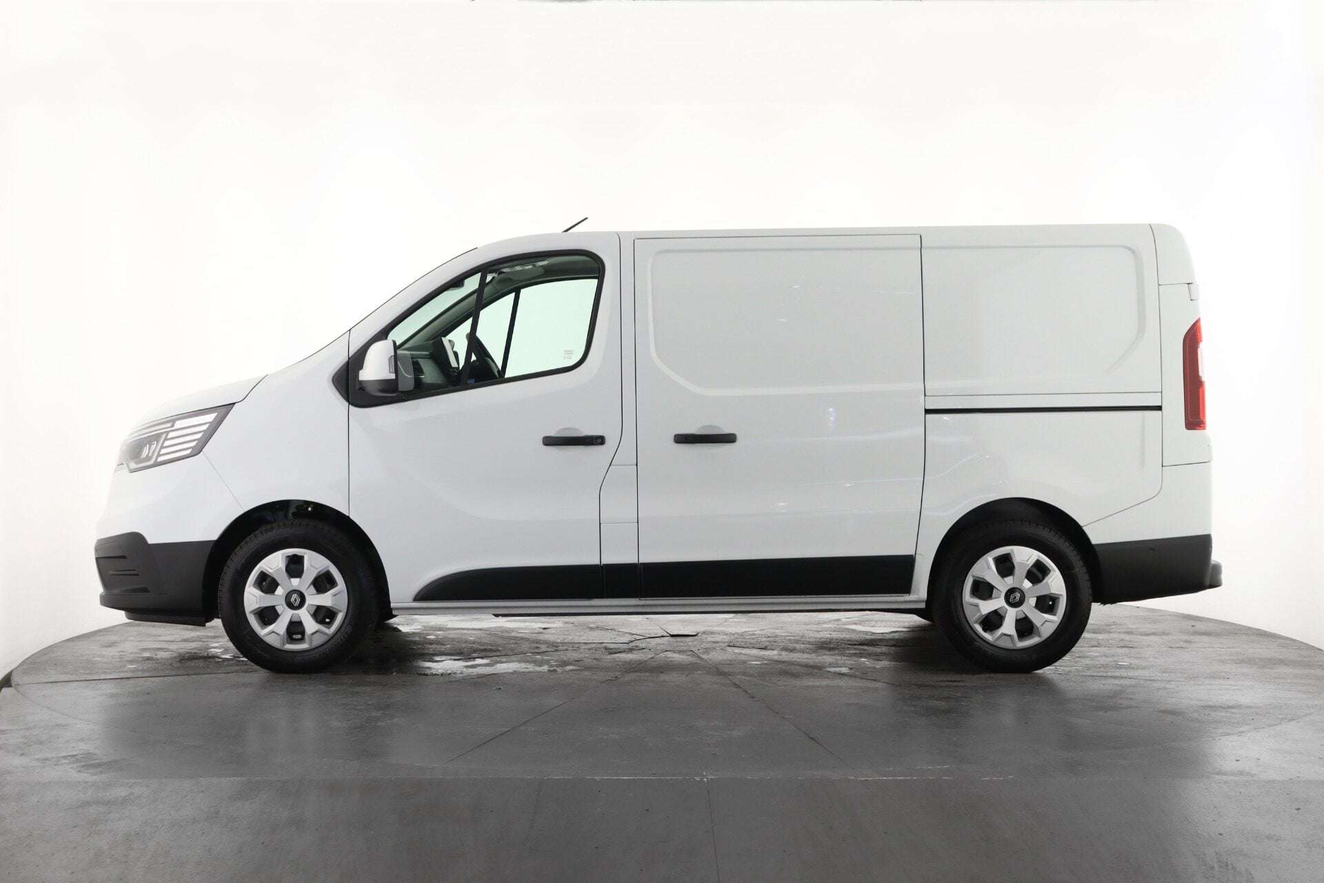 2025 RENAULT TRAFIC 2025 RENAULT TRAFIC