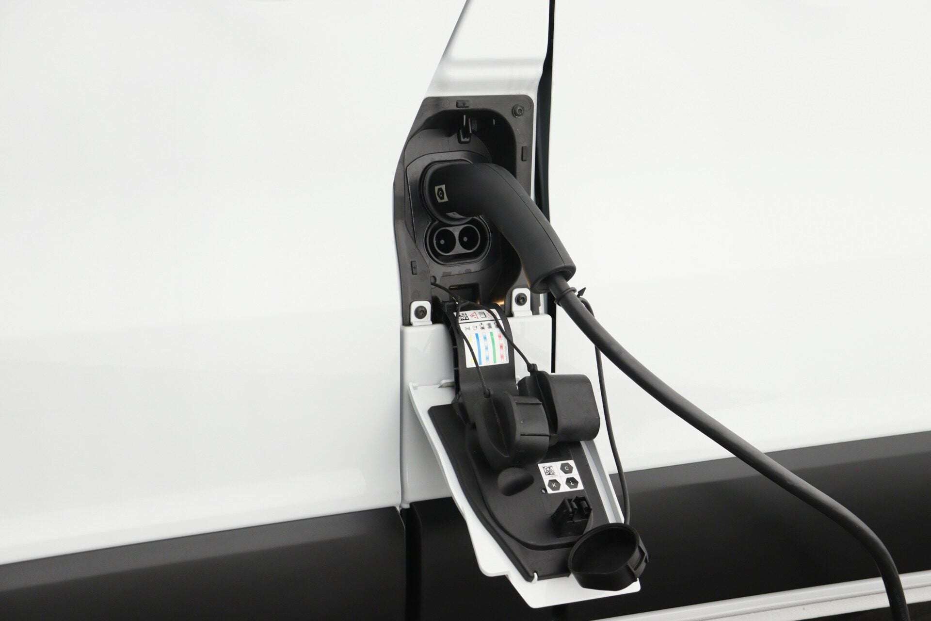 2025 RENAULT TRAFIC 2025 RENAULT TRAFIC