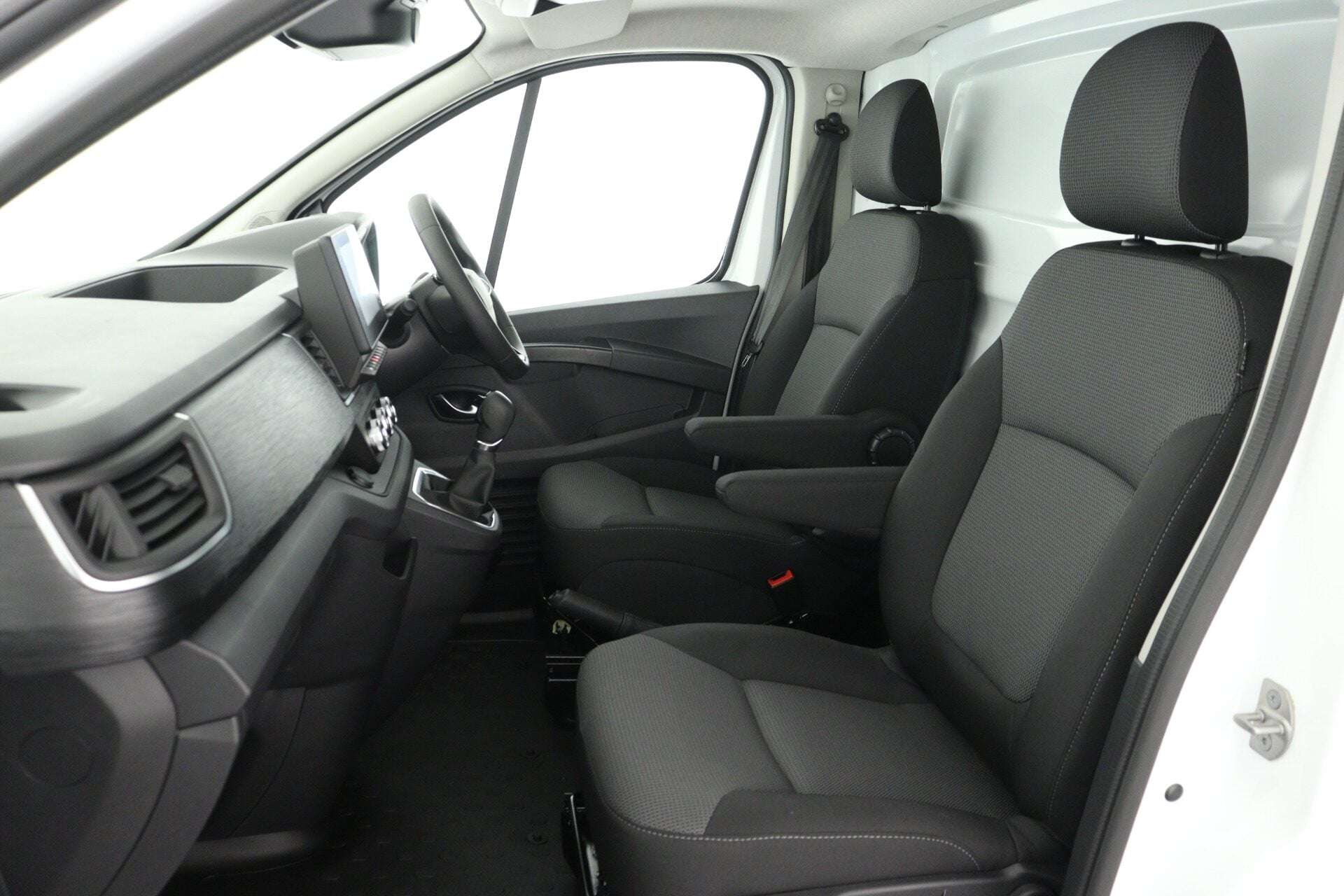 2025 RENAULT TRAFIC 2025 RENAULT TRAFIC