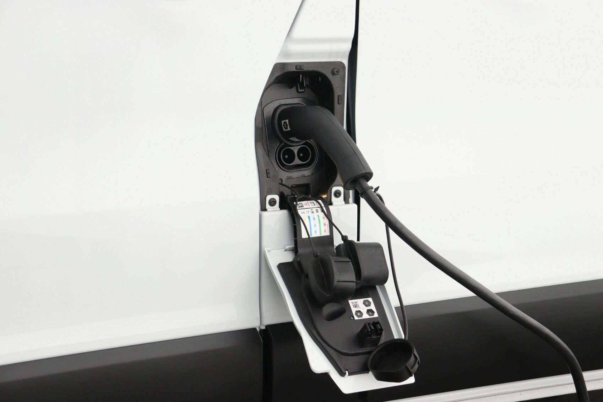 2025 RENAULT TRAFIC 2025 RENAULT TRAFIC