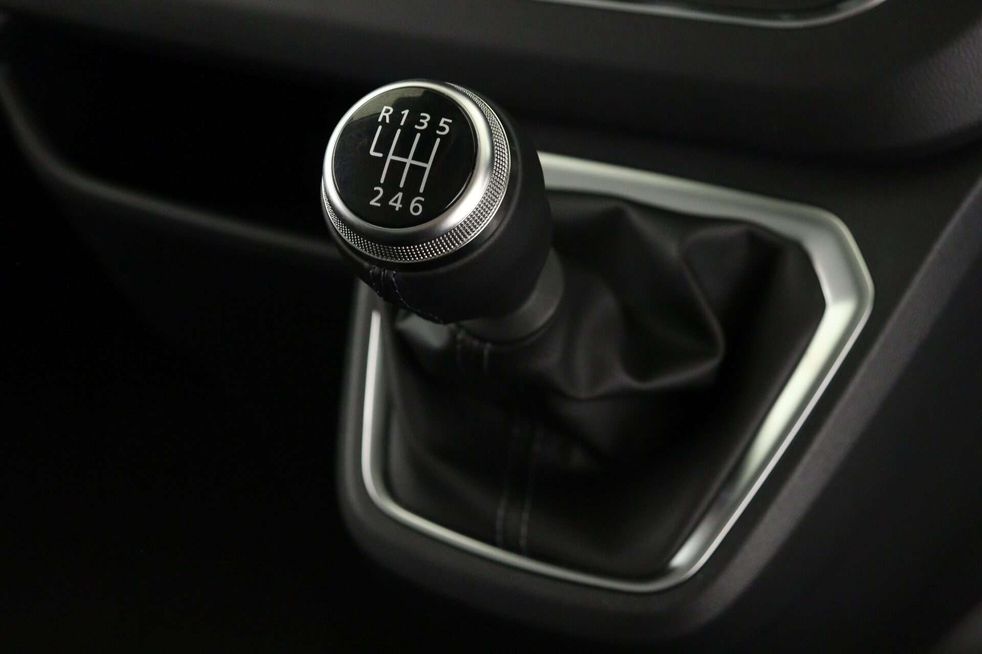 2026 RENAULT TRAFIC 2026 RENAULT TRAFIC