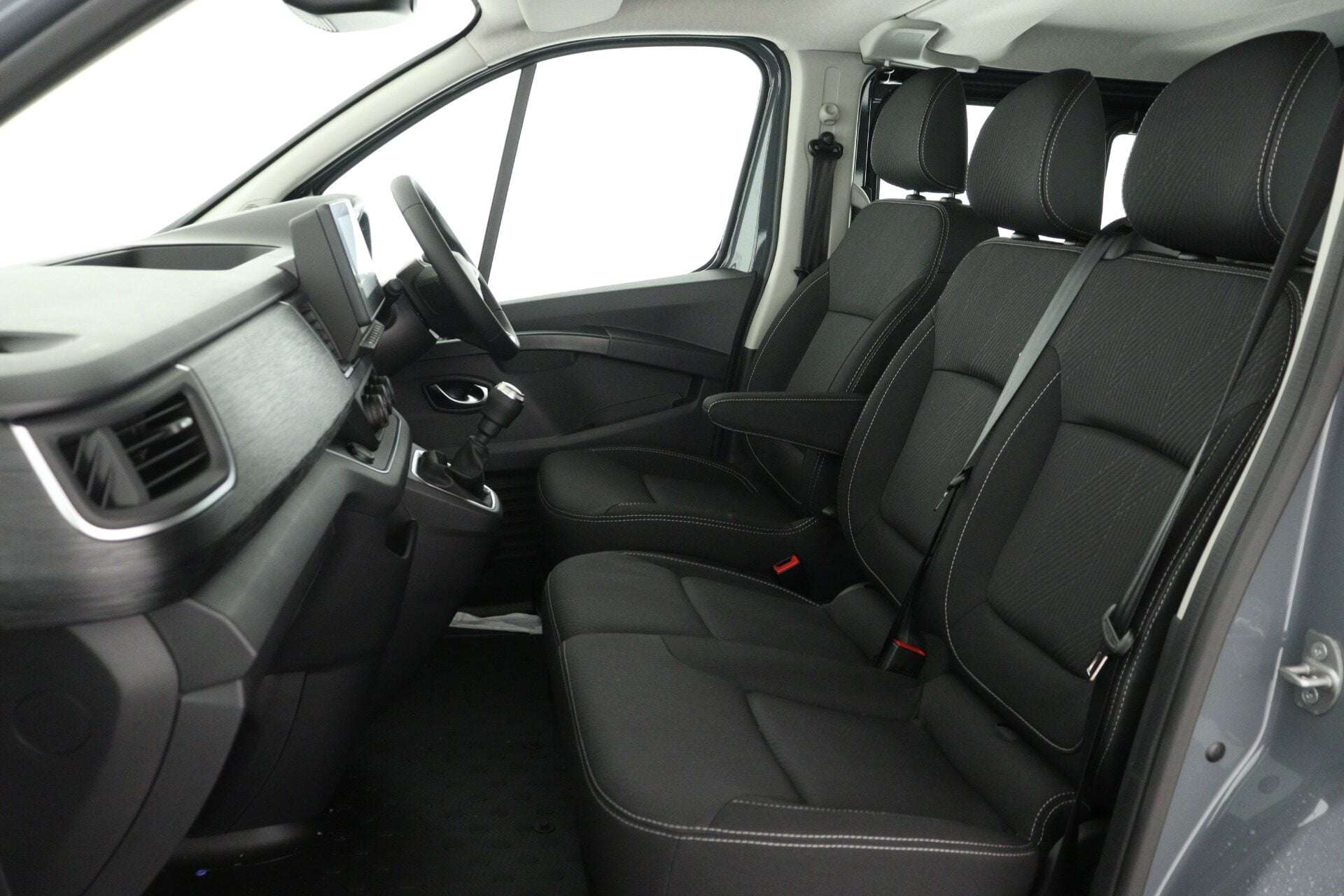 2026 RENAULT TRAFIC 2026 RENAULT TRAFIC