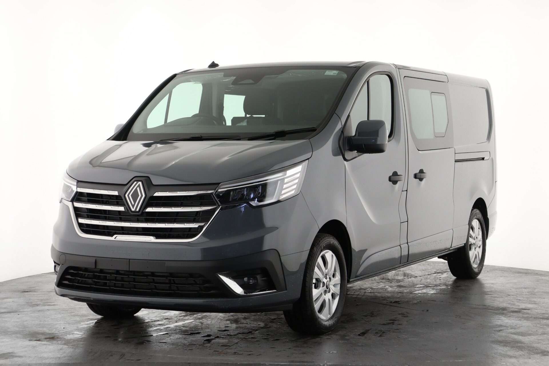 2026 RENAULT TRAFIC 2026 RENAULT TRAFIC