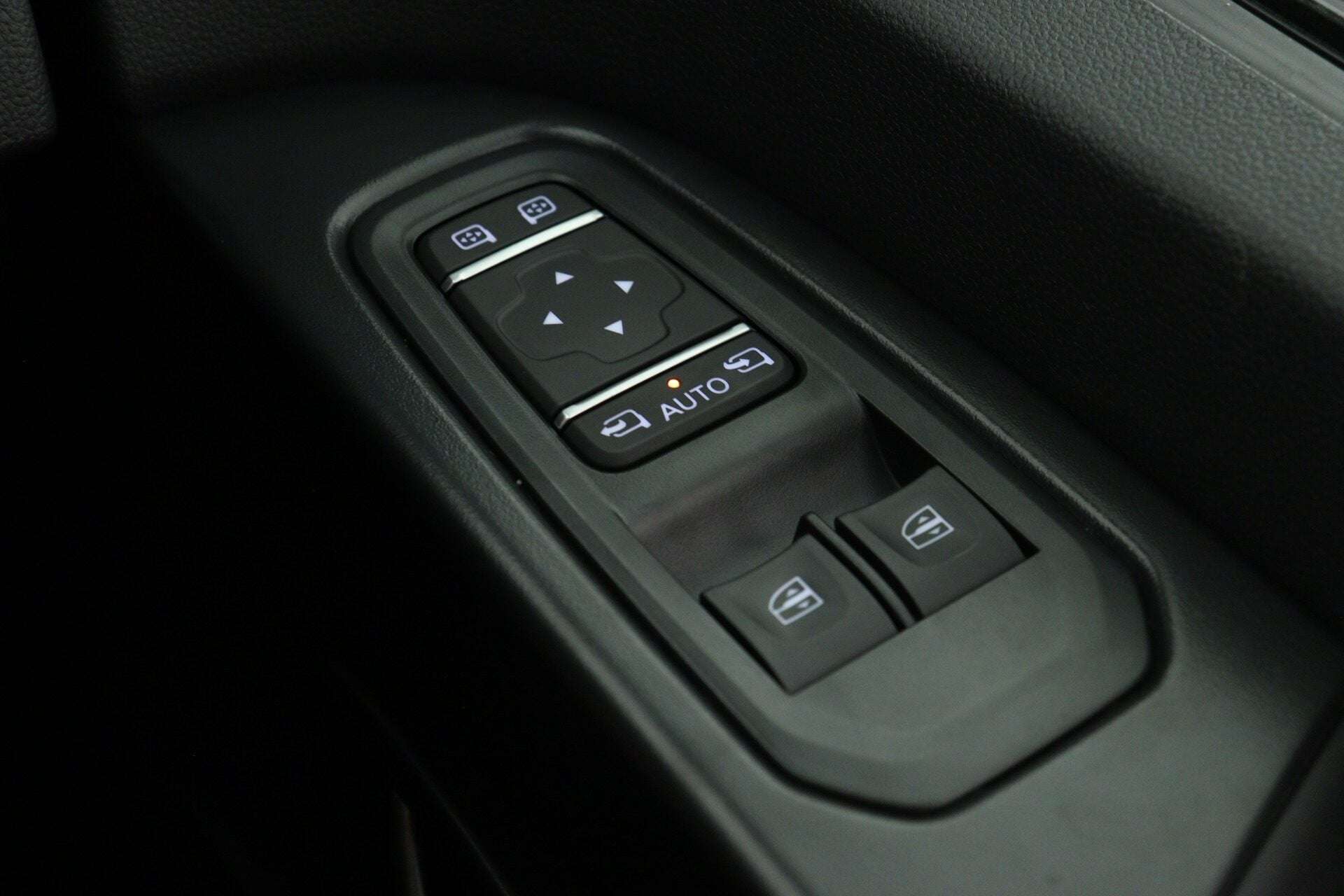 2025 RENAULT TRAFIC 2025 RENAULT TRAFIC