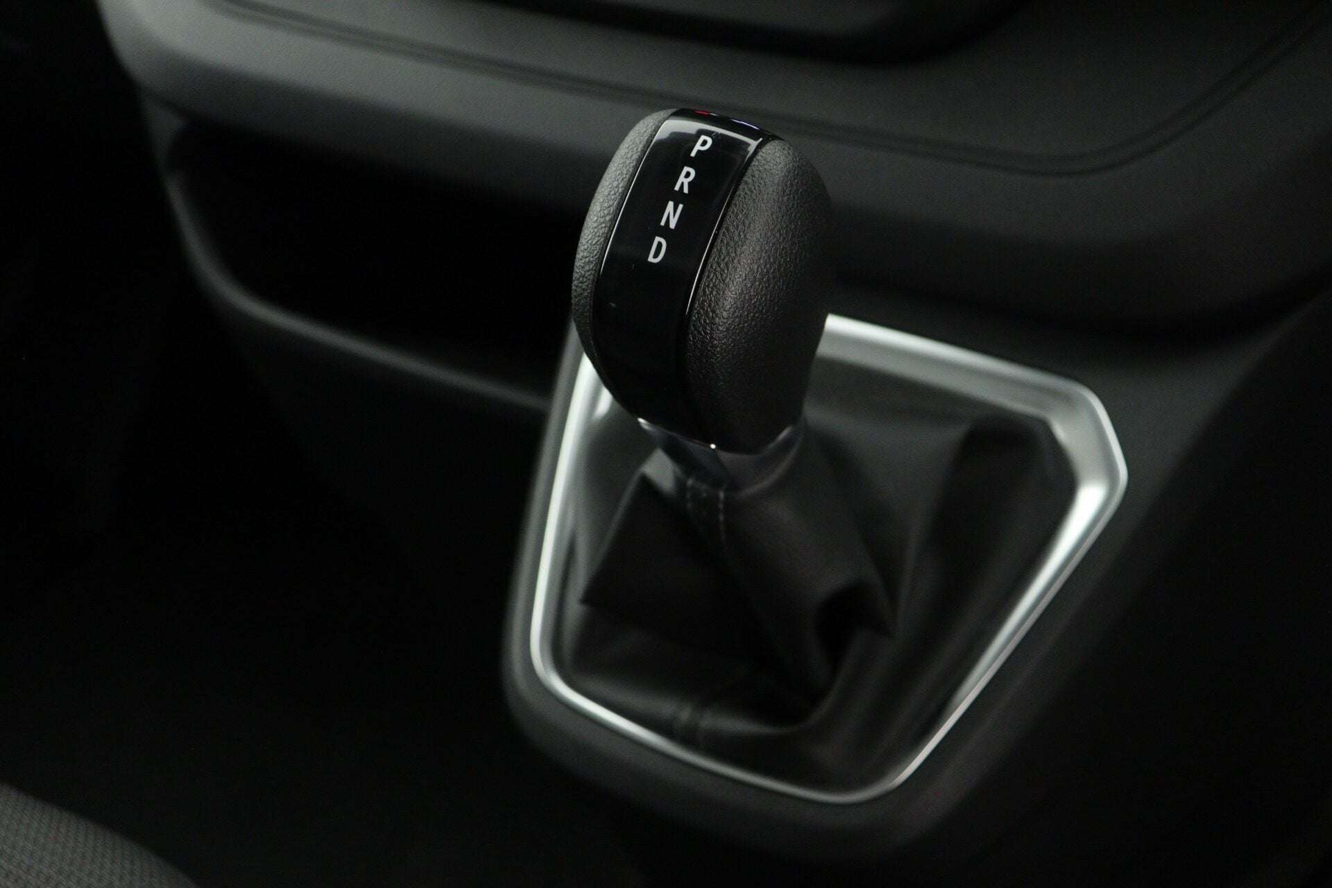 2024 RENAULT TRAFIC 2024 RENAULT TRAFIC