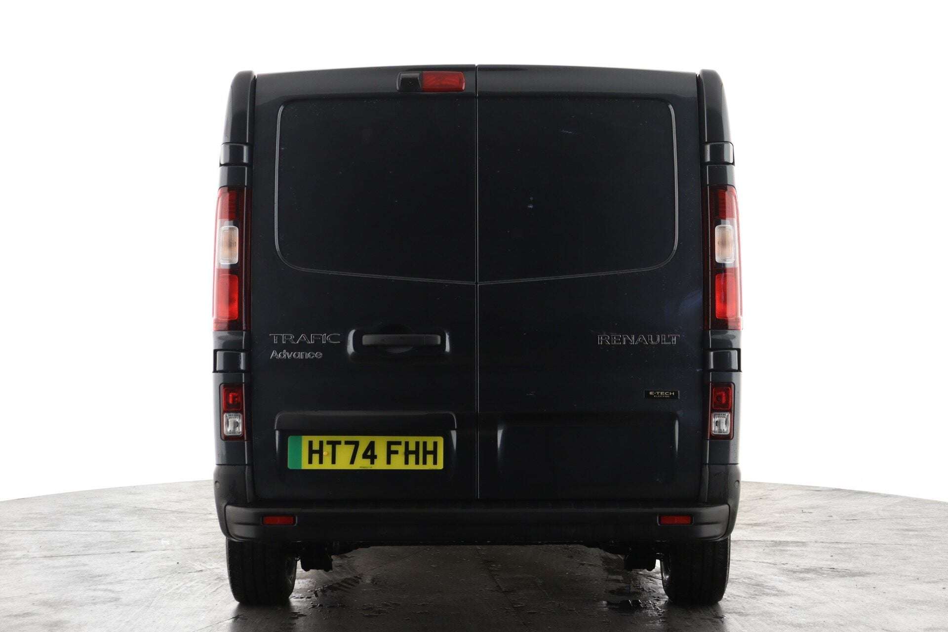 A 2024 RENAULT TRAFIC LL30 90kW 52kWh Advance Van Auto A 2024 RENAULT TRAFIC LL30 90kW 52kWh Advance Van Auto