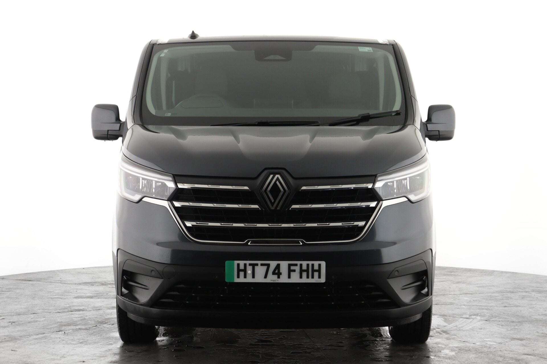 2024 RENAULT TRAFIC 2024 RENAULT TRAFIC