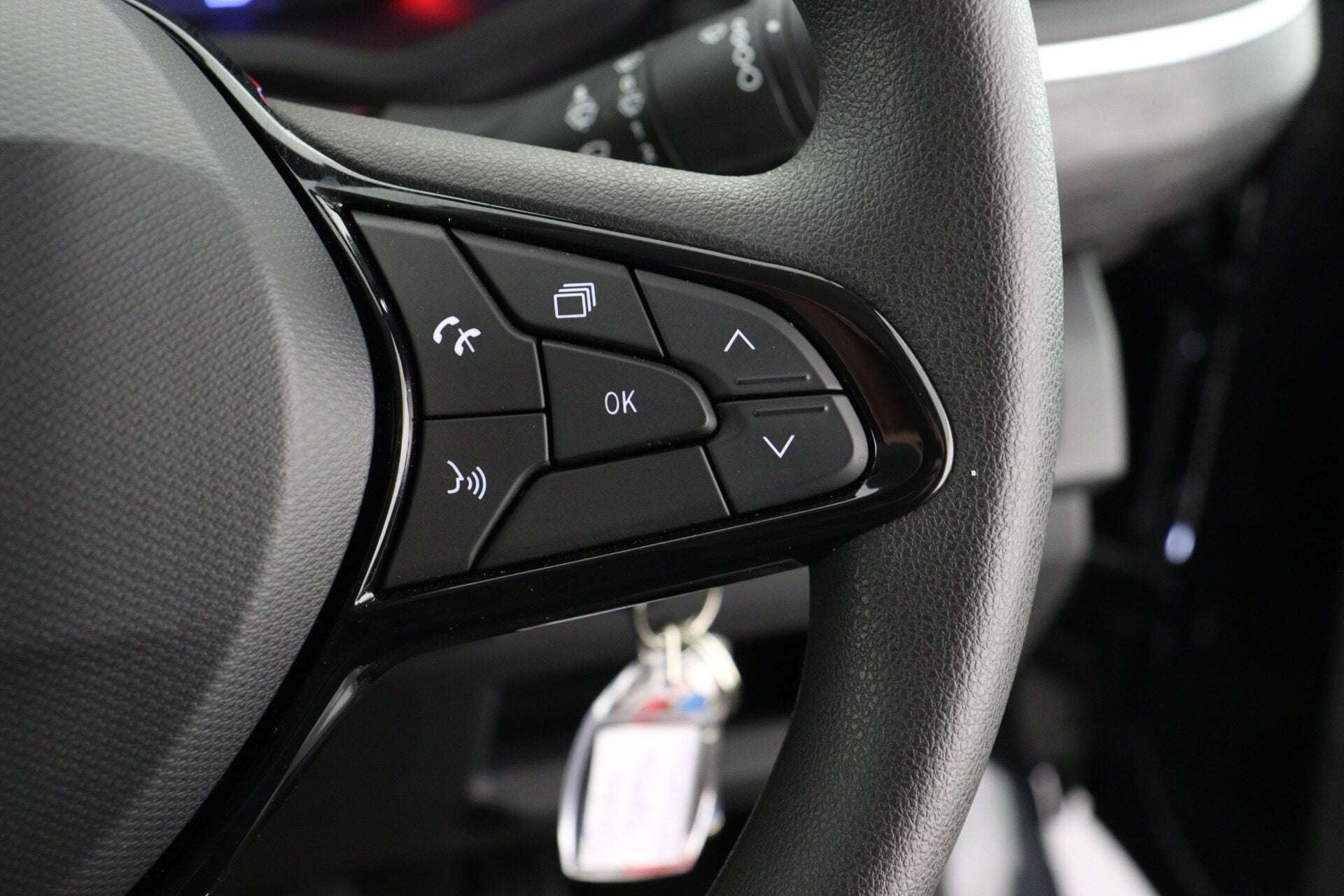 2024 RENAULT TRAFIC 2024 RENAULT TRAFIC