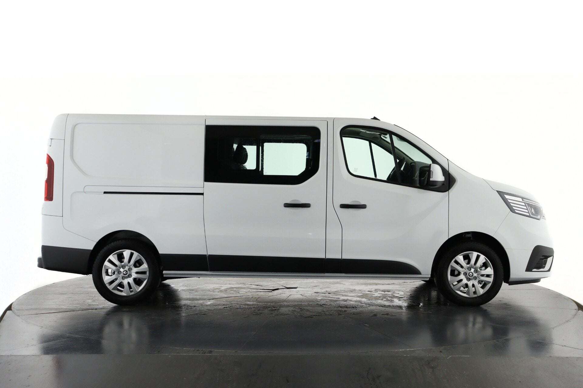 2026 RENAULT TRAFIC 2026 RENAULT TRAFIC